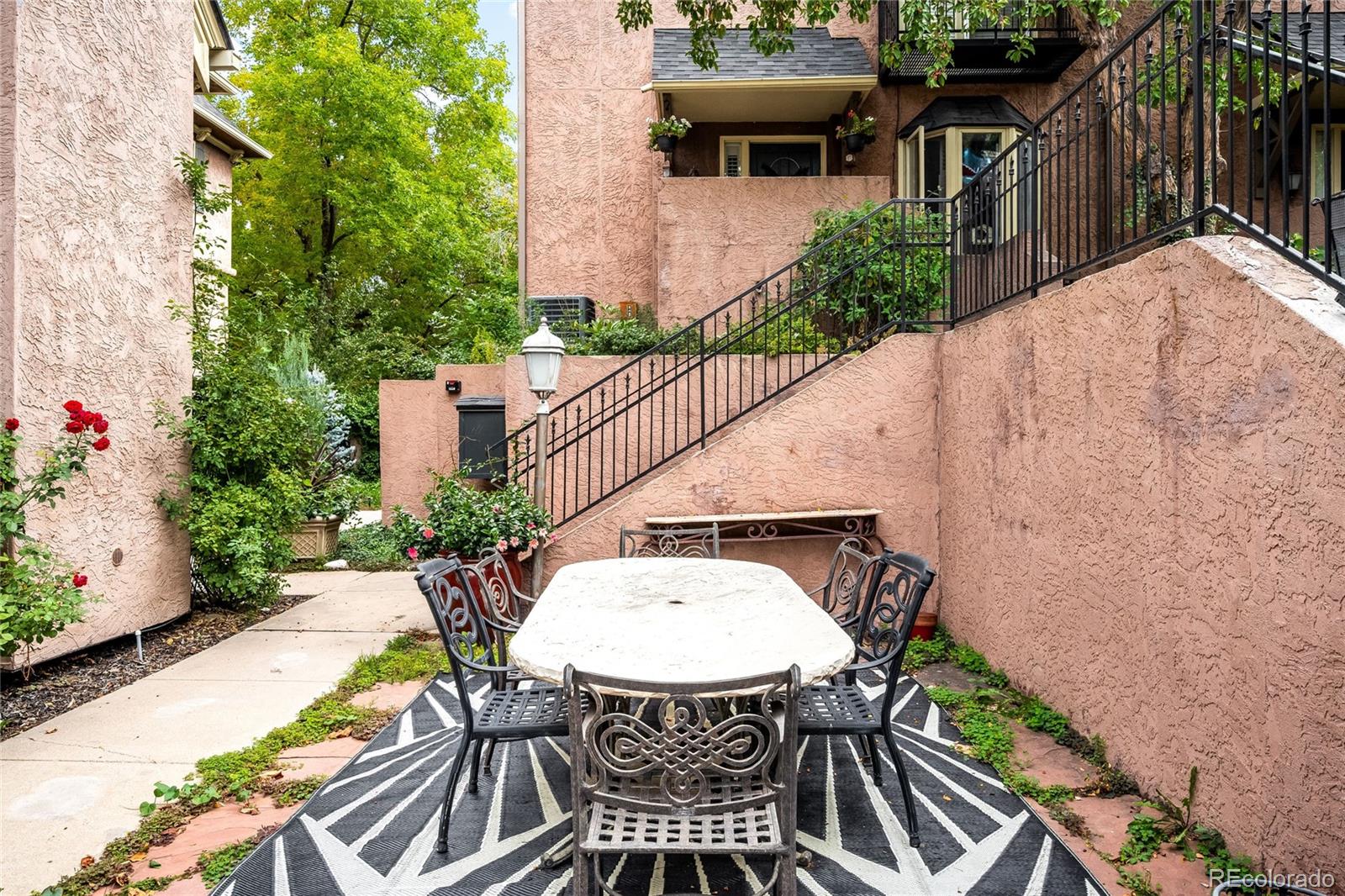 999 N Emerson St #11, Denver, CO 80218