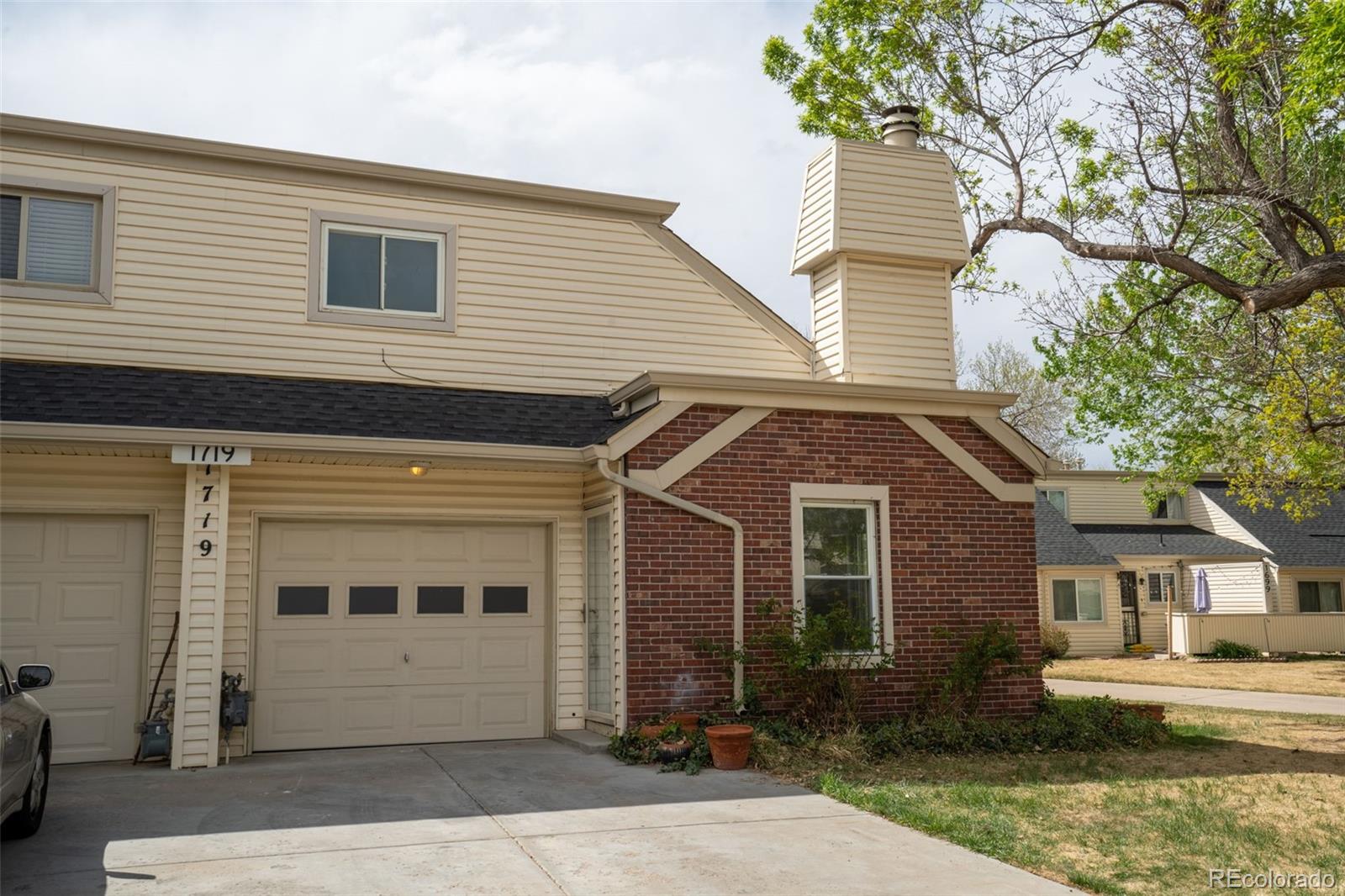 1719 S Lee St #D, Lakewood, CO 80232