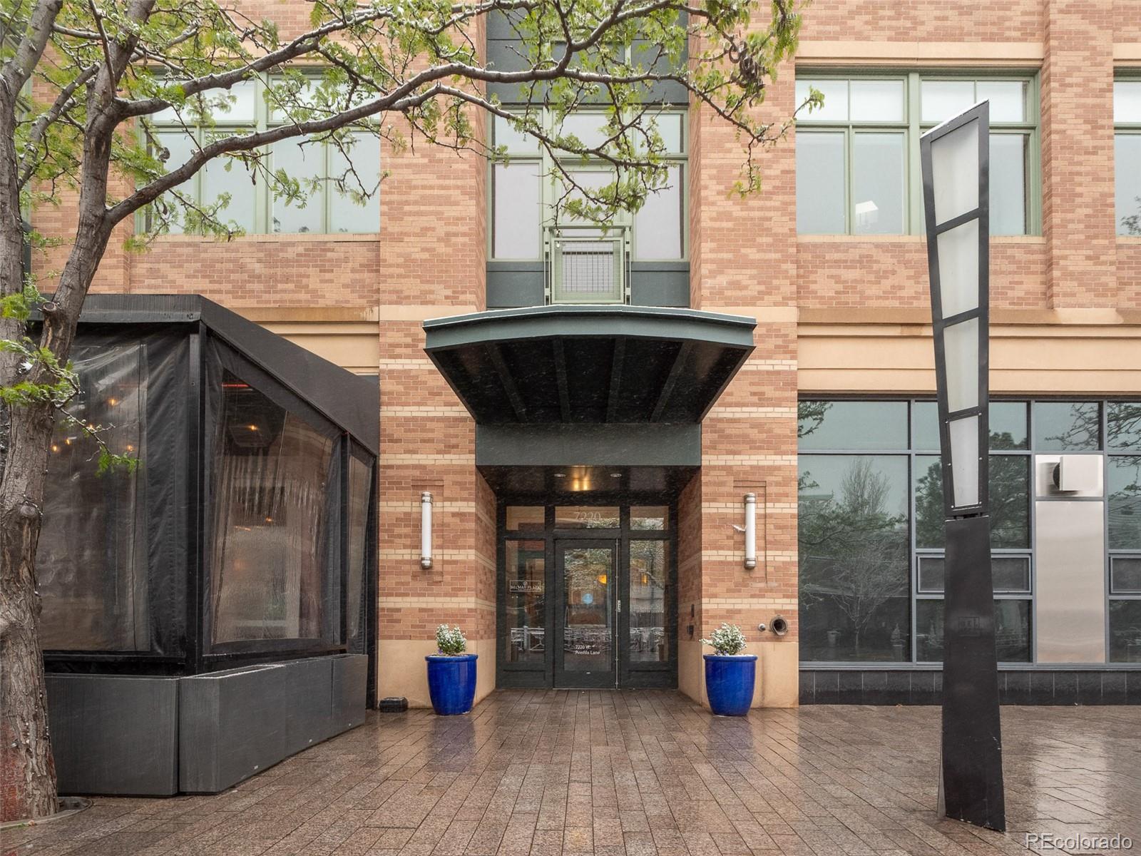 7220 W Bonfils Ln #205, Lakewood, CO 80226