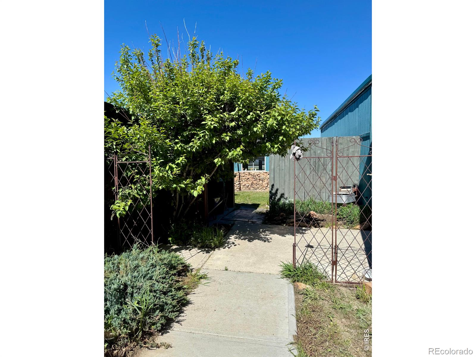 417 Grant St, Walden, CO 80480