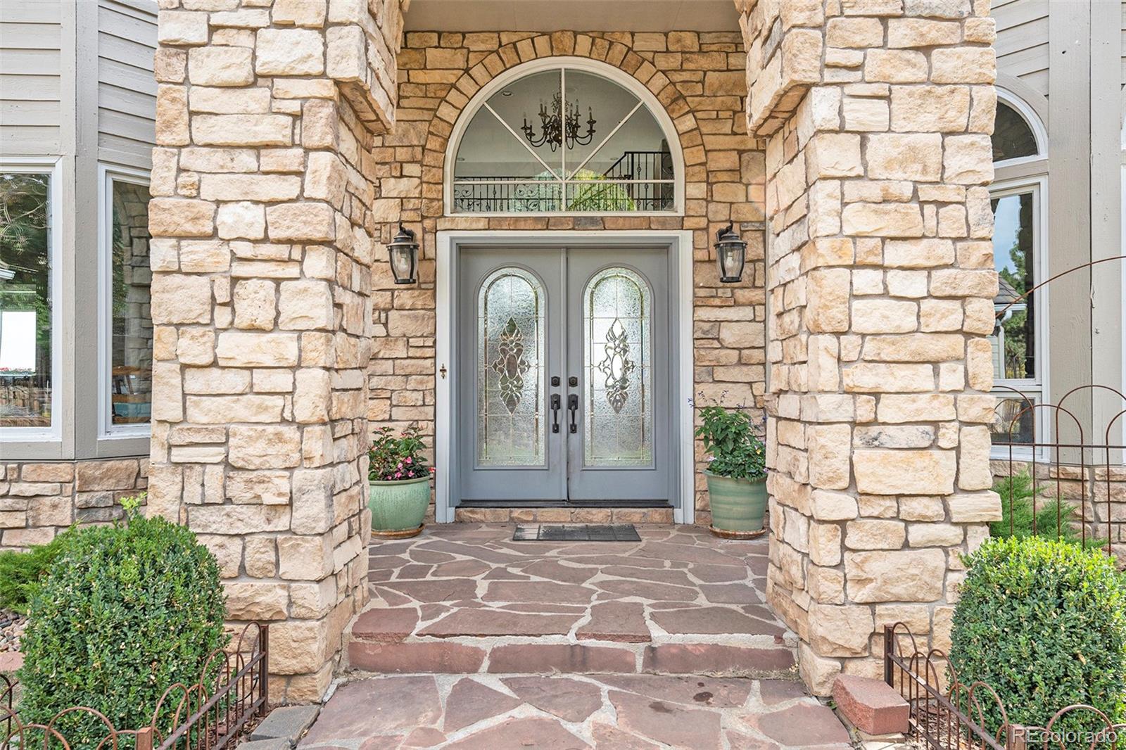 6387 Willow Springs Dr, Morrison, CO 80465