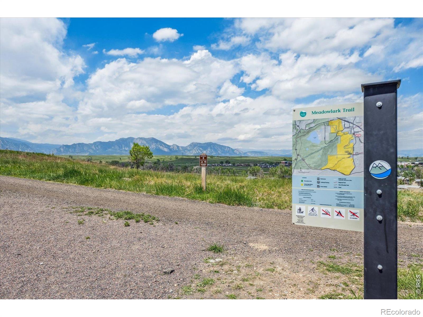 503 Sunset Dr, Louisville, CO 80027
