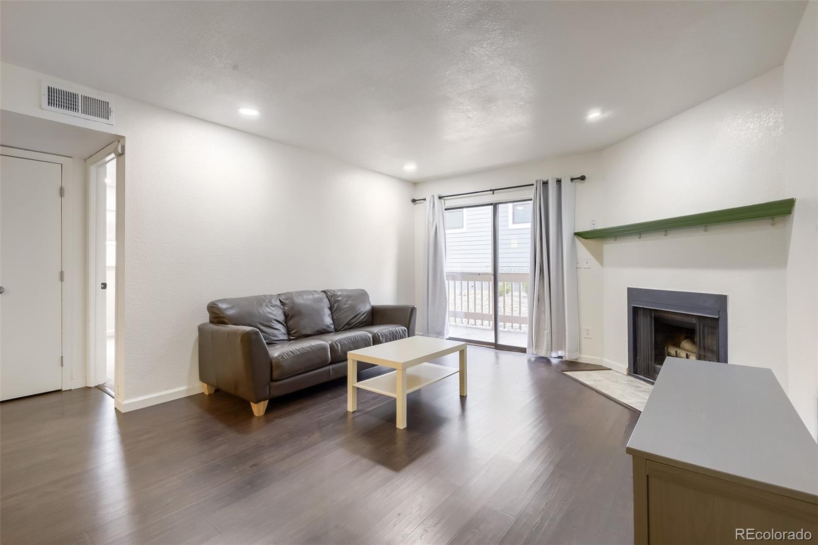 10273 E Peakview Ave #D104, Englewood, CO 80111