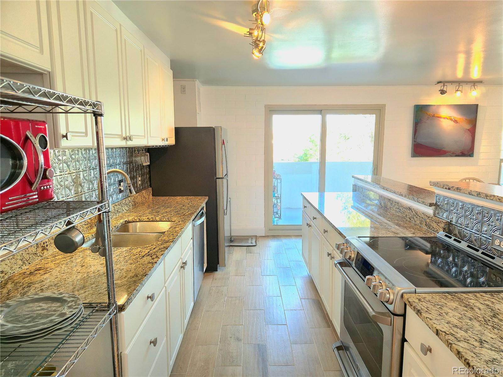 2880 S Locust St #302N, Denver, CO 80222