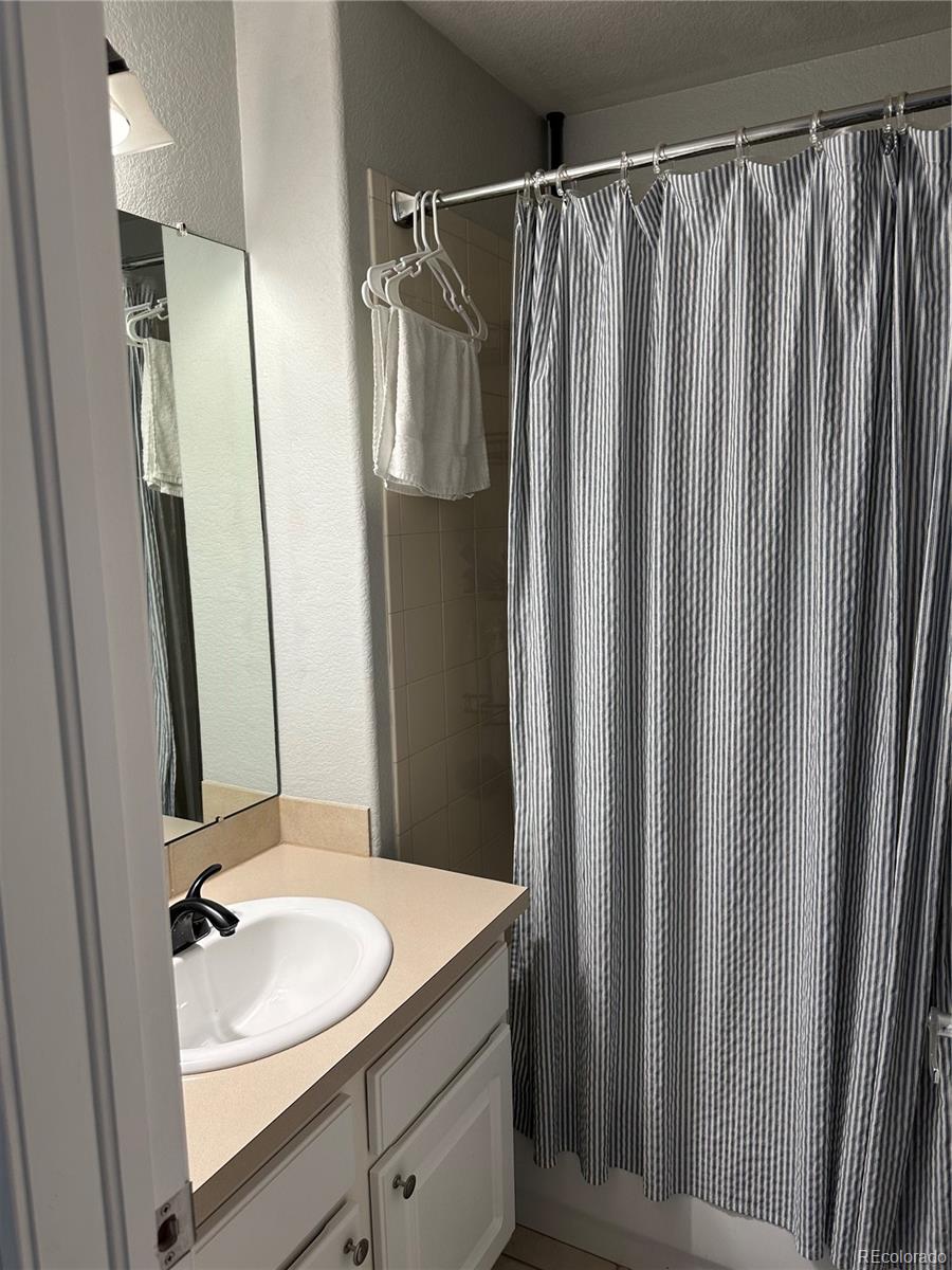15688 E Mexico Ave, Aurora, CO 80017