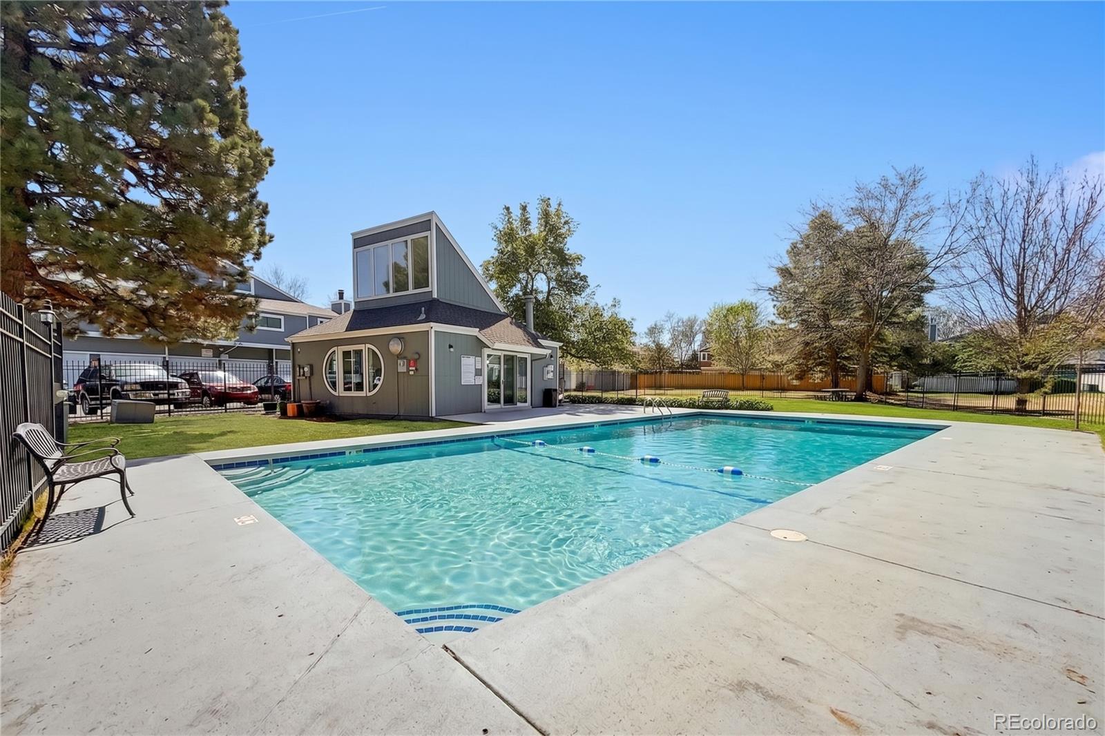 1140 S Monaco Pw #3, Denver, CO 80224