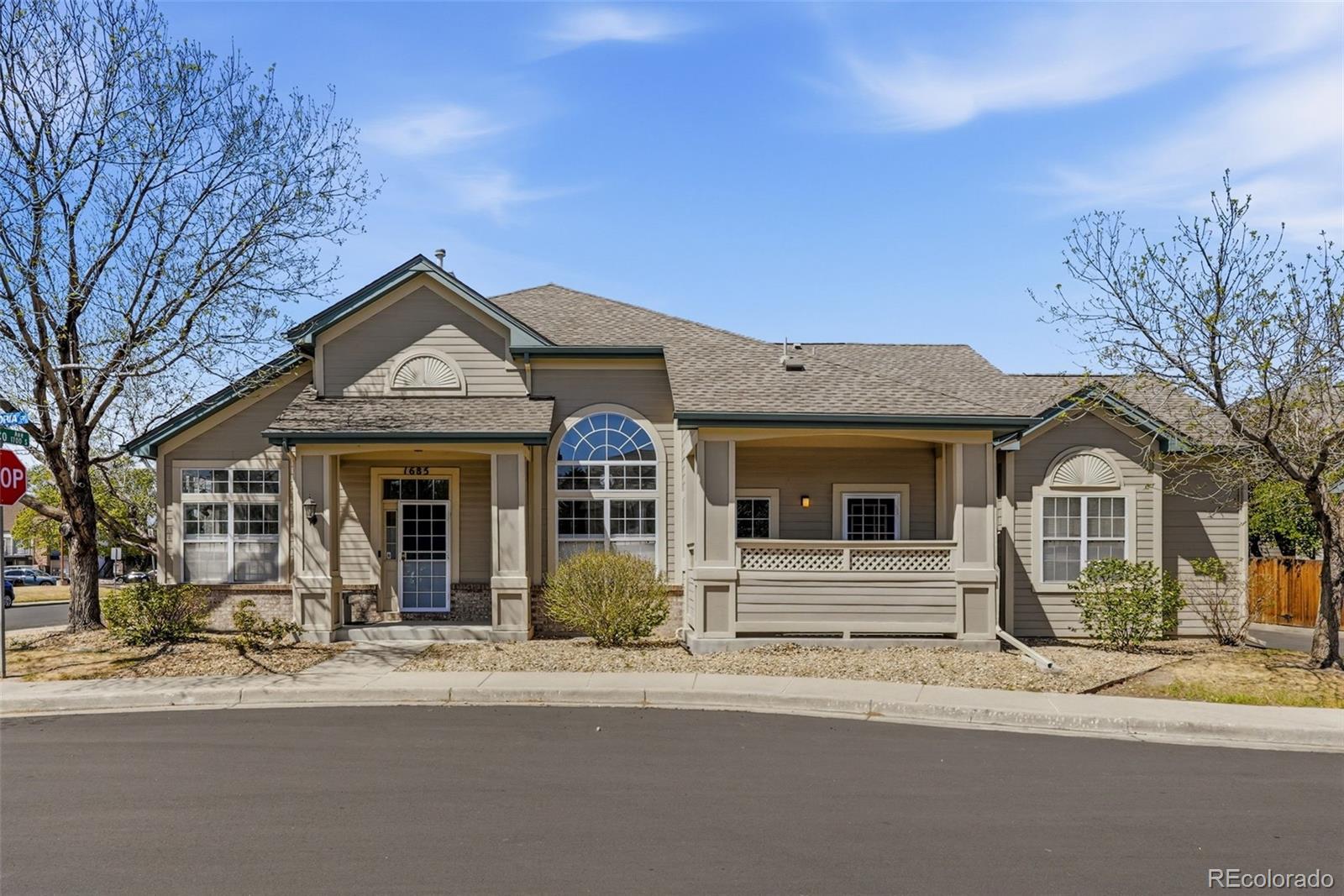 1685 S Emporia Ct, Aurora, CO 80247