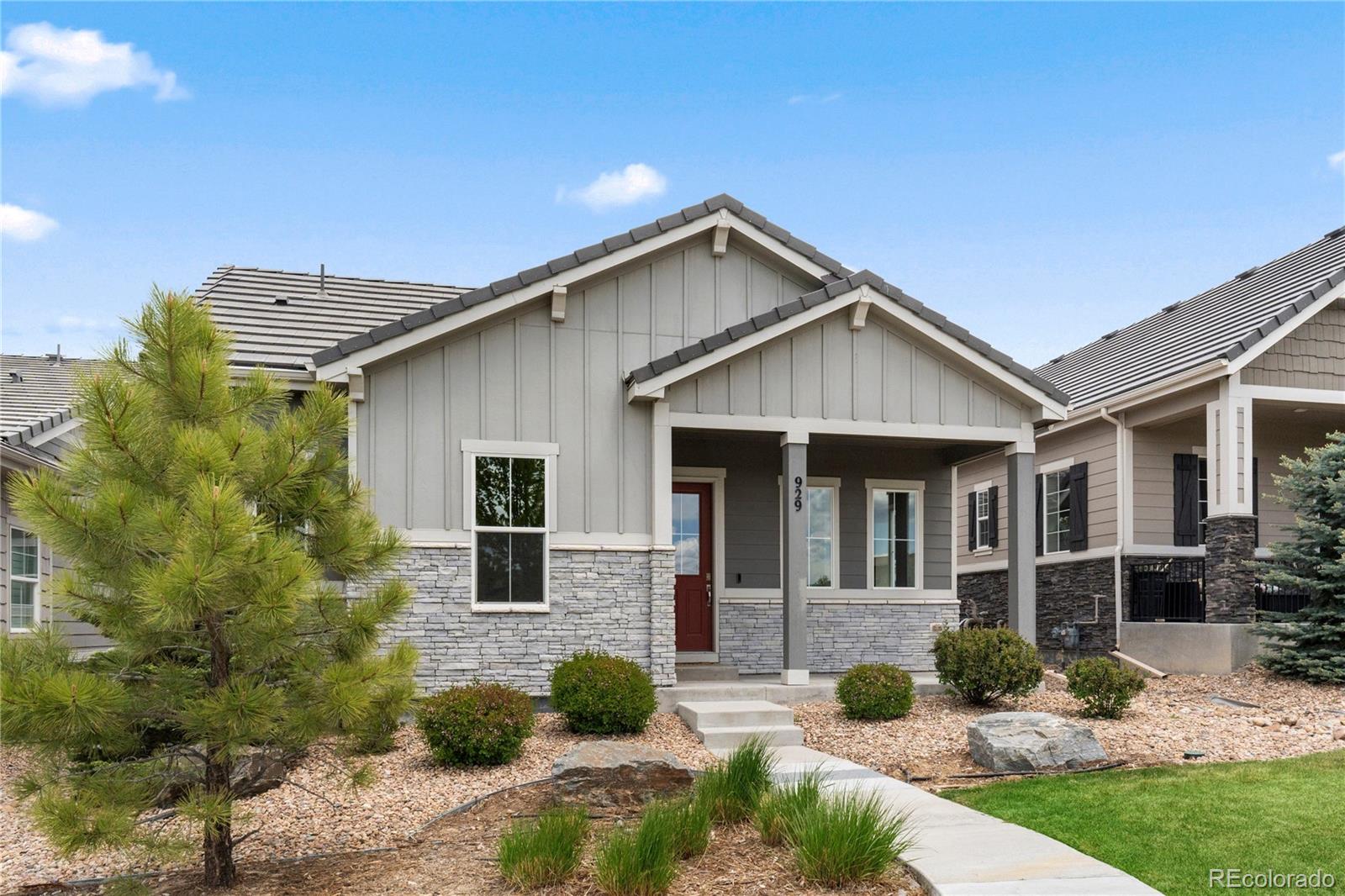 929 Brocade Dr, Highlands Ranch, CO 80126