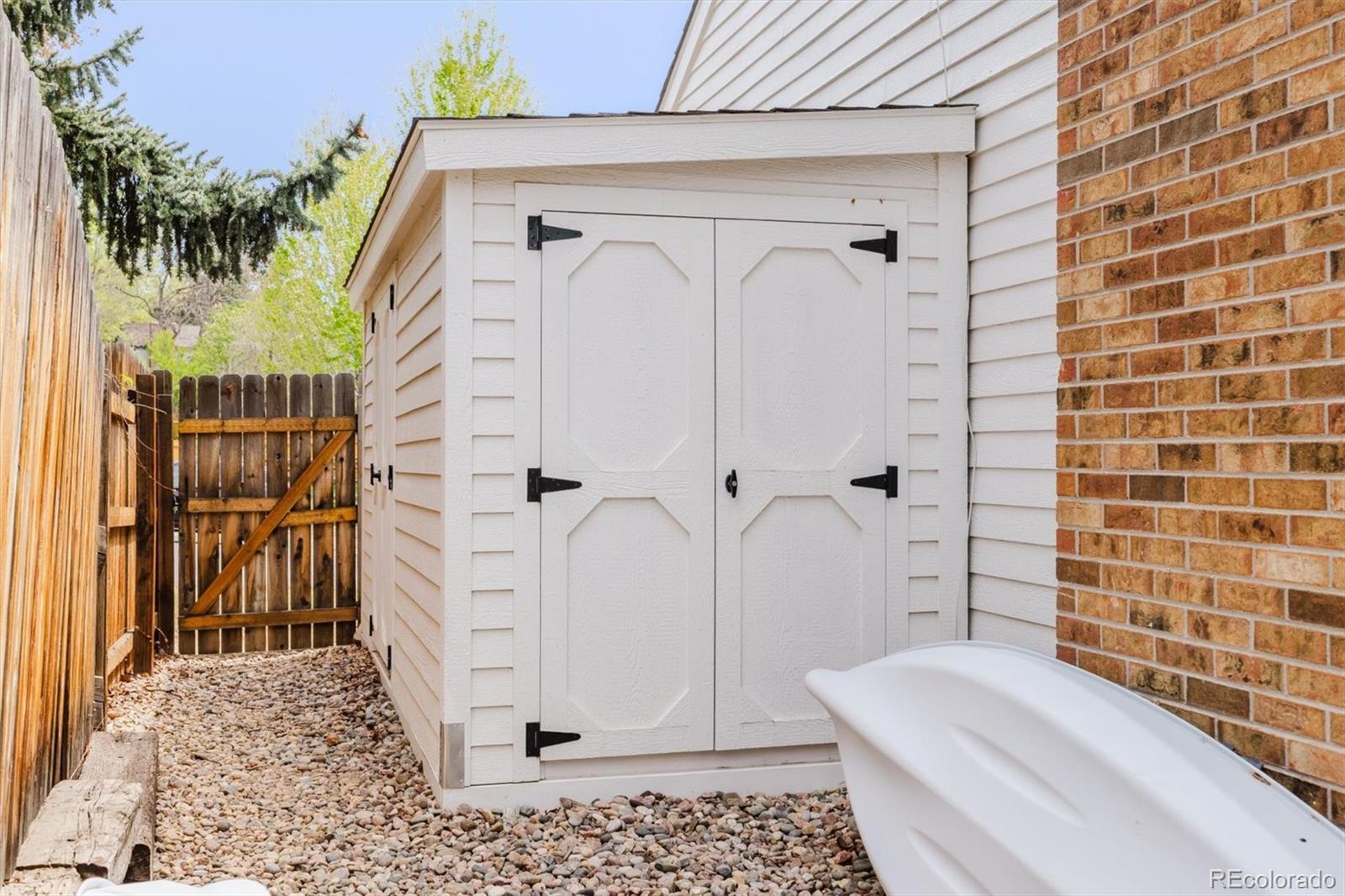 6776 E Easter Pl, Centennial, CO 80112