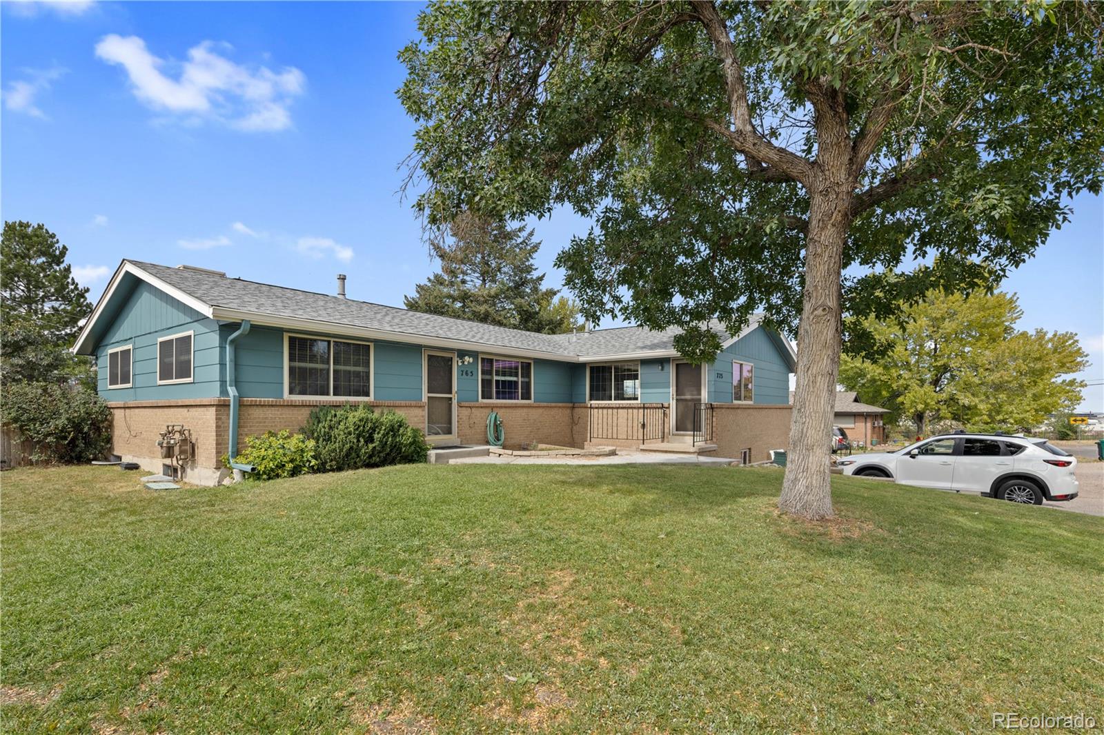 765 Gardenia St, Golden, CO 80401