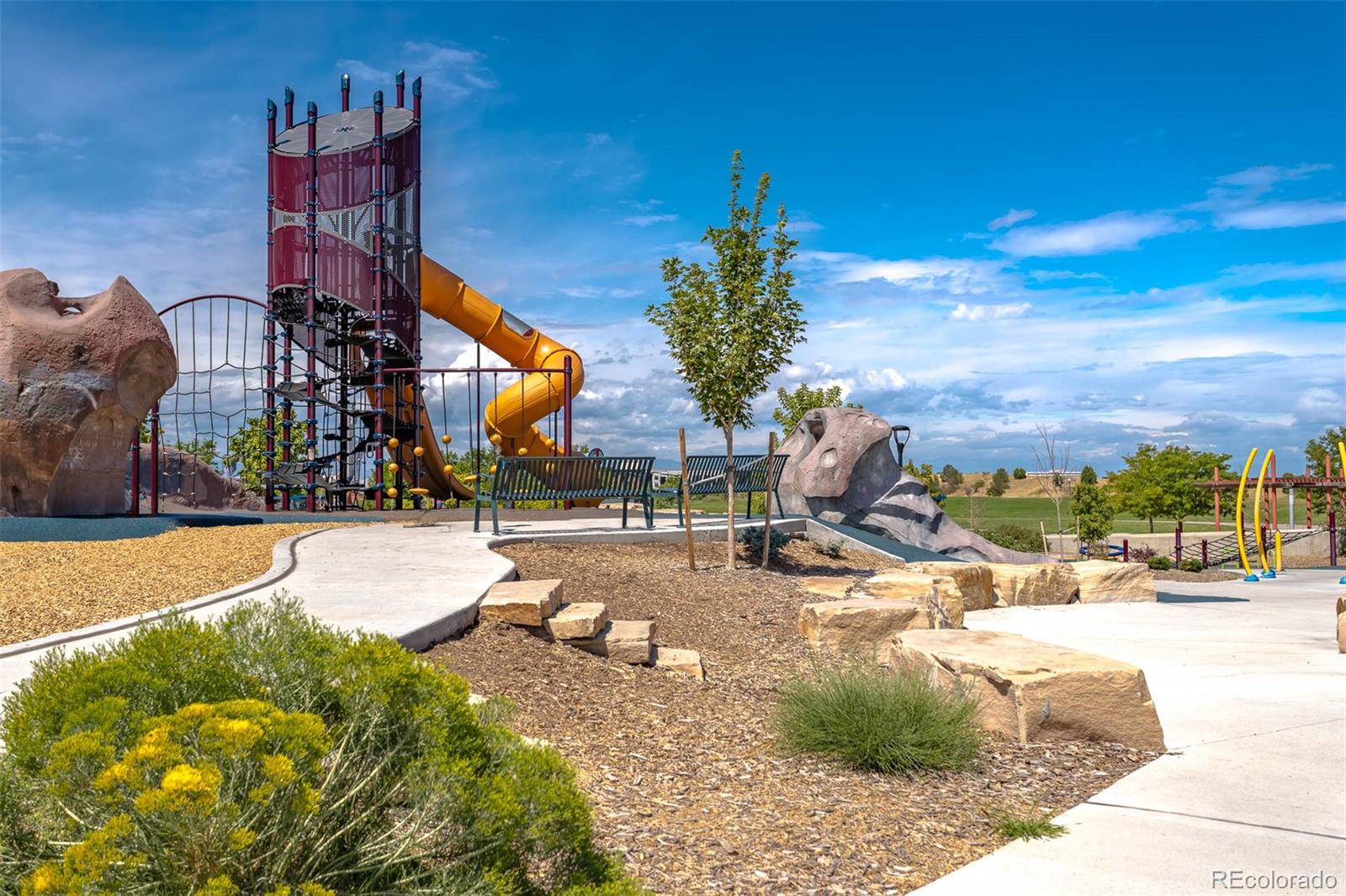 2380 N Emporia St, Aurora, CO 80010