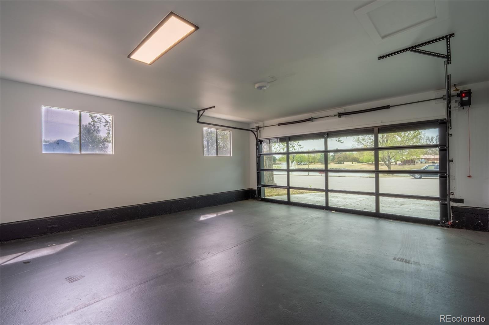 6735 W 2nd Ave, Lakewood, CO 80226