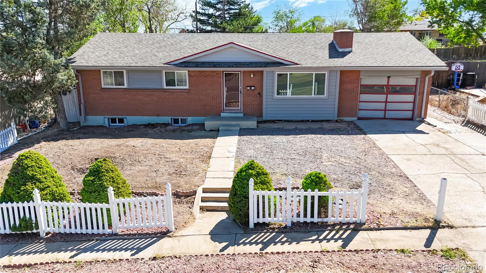 8306 Conifer Rd, Denver, CO 80221