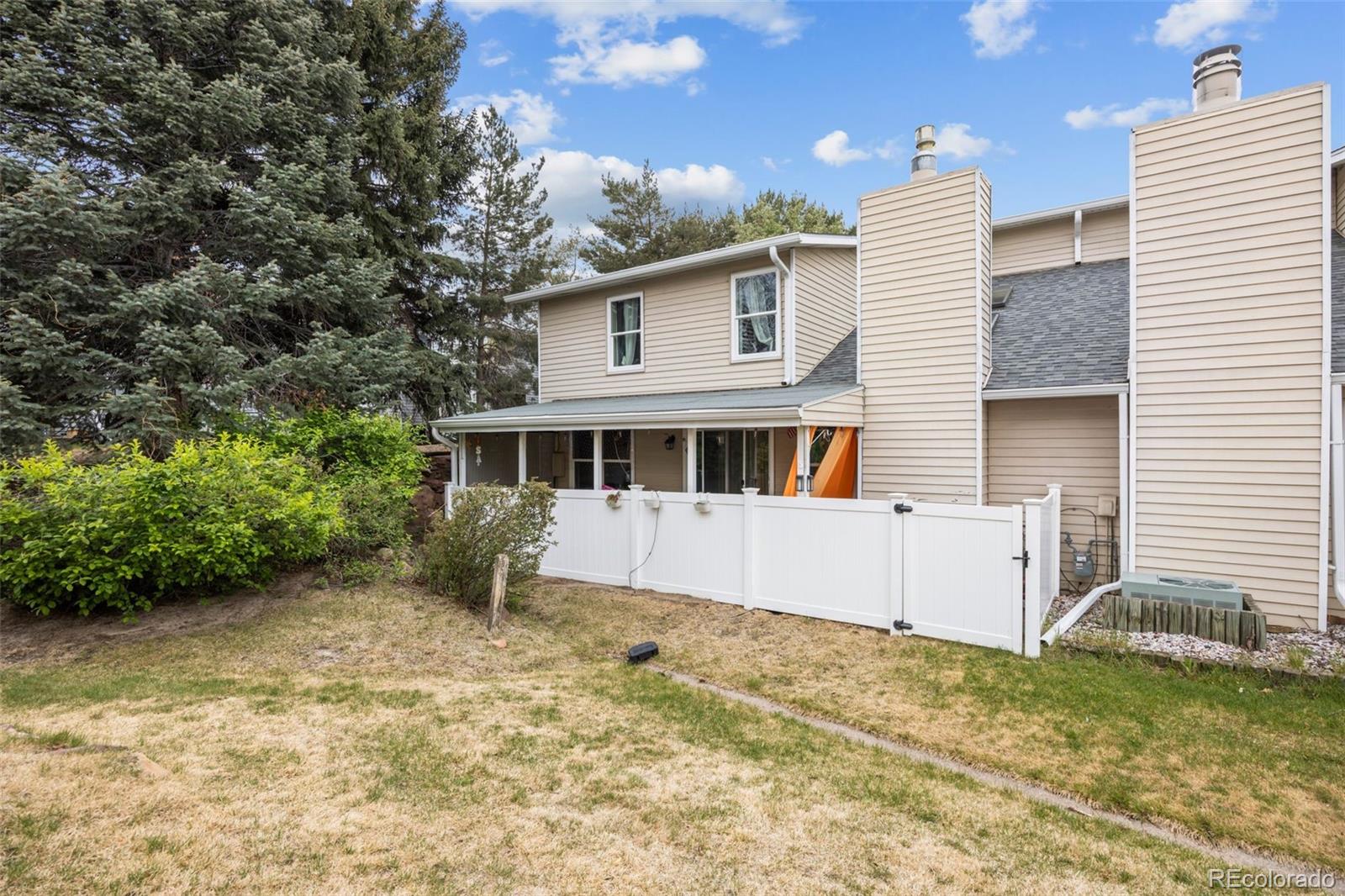 2496 S Vaughn Way #D, Aurora, CO 80014