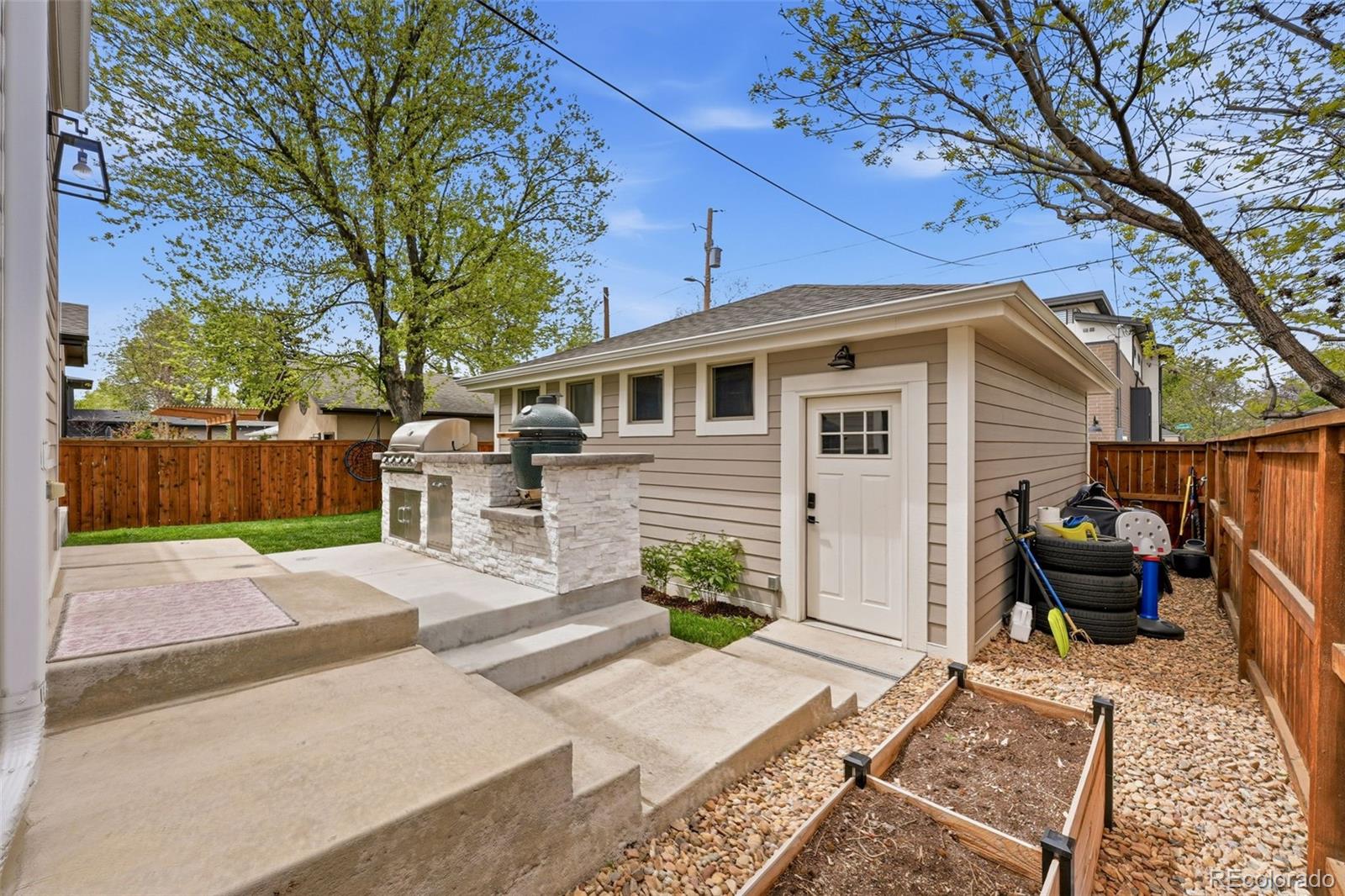 1501 S Clayton St, Denver, CO 80210