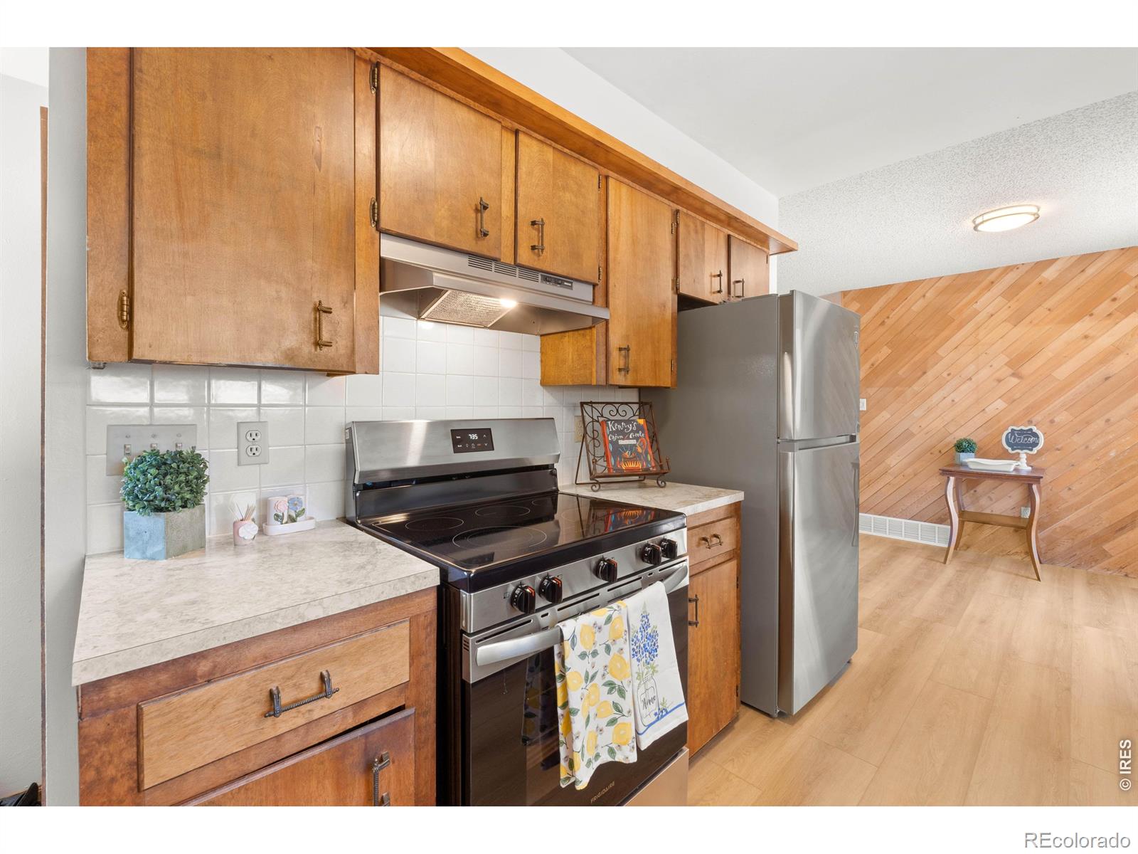 1003 N 2nd St, Johnstown, CO 80534