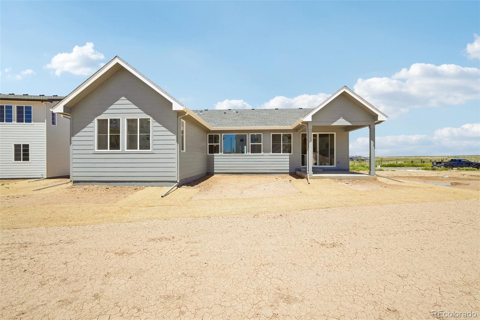 24406 E 35th Dr, Aurora, CO 80019