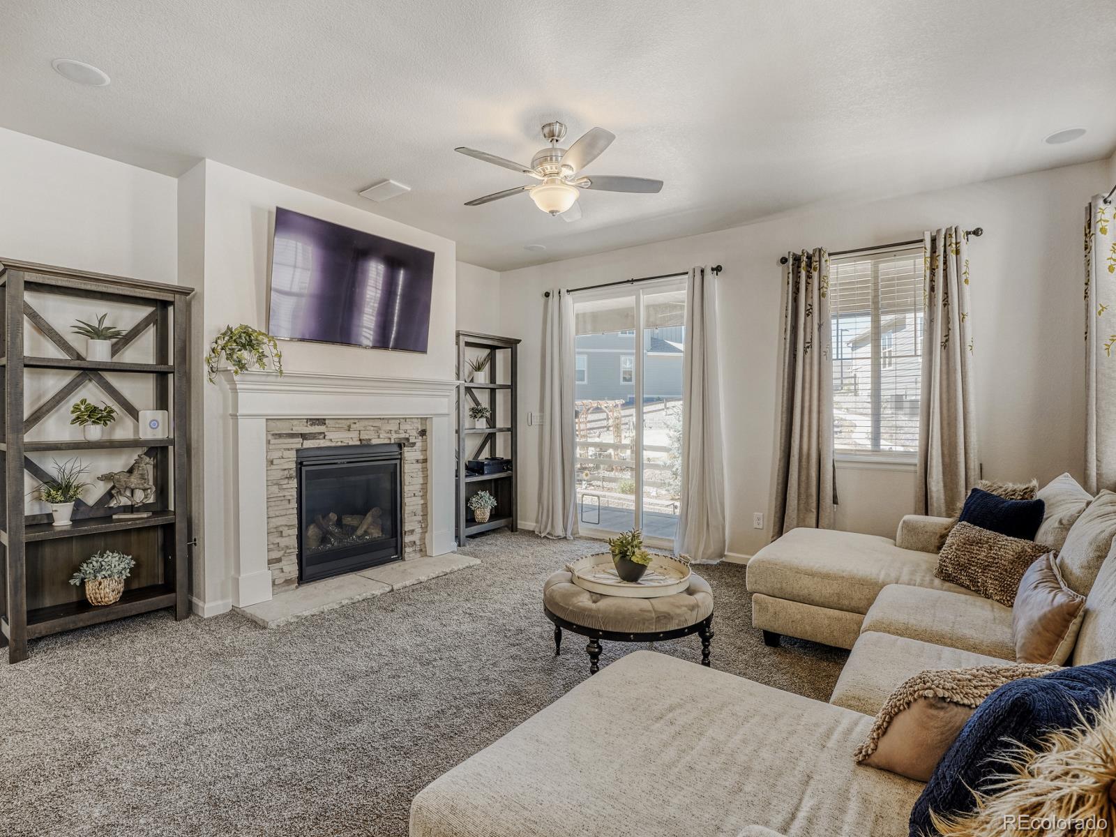 22692 E Narrowleaf Cir, Aurora, CO 80016