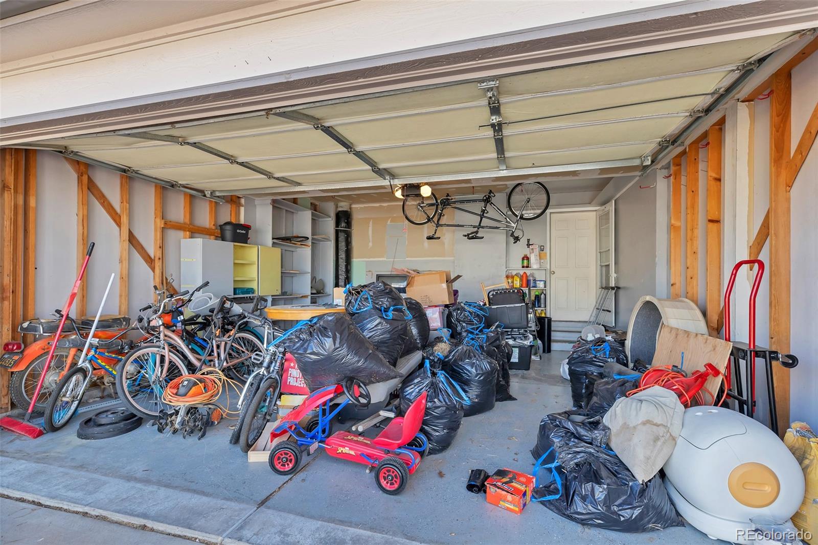 2375 Lisa Dr, Colorado Springs, CO 80915