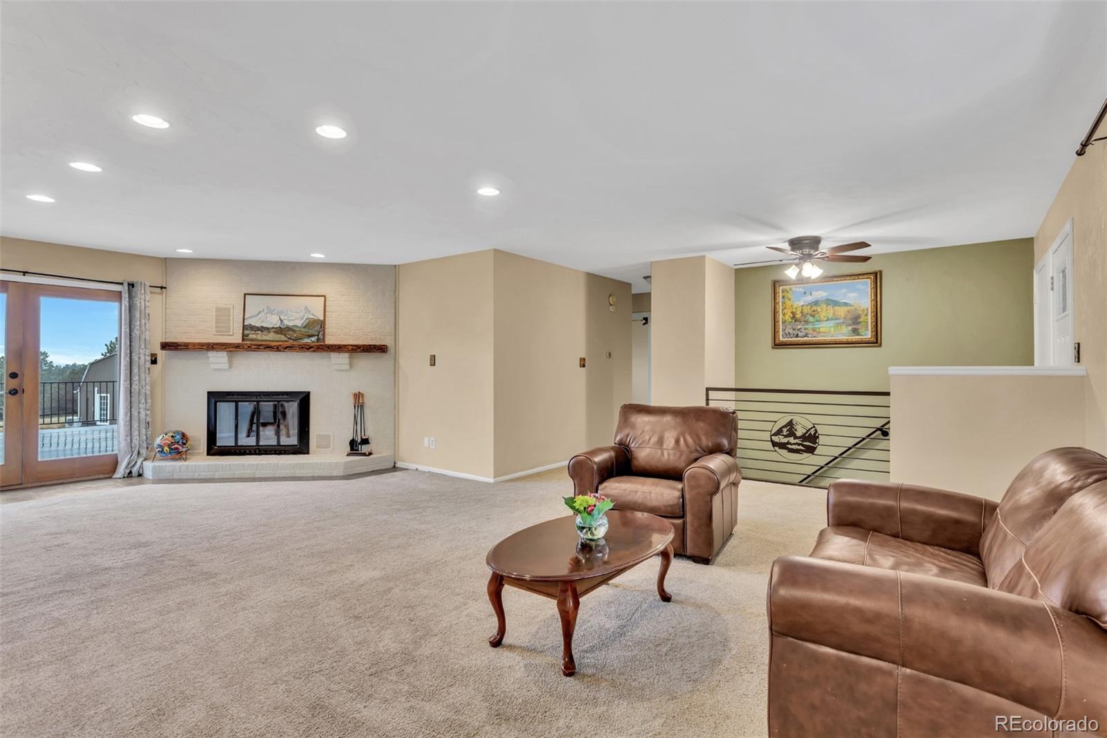 104 Overlook Rd, Elizabeth, CO 80107