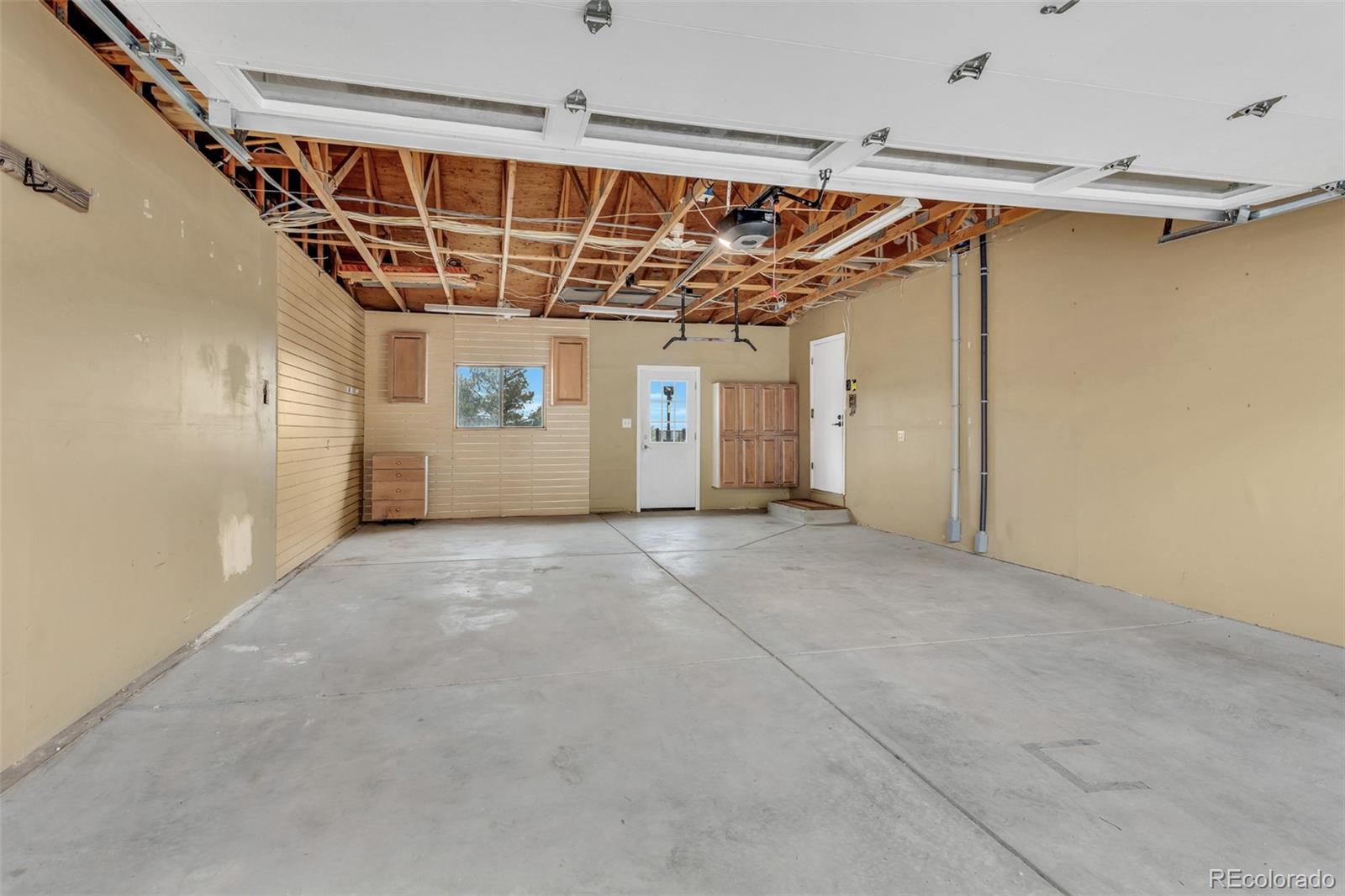104 Overlook Rd, Elizabeth, CO 80107
