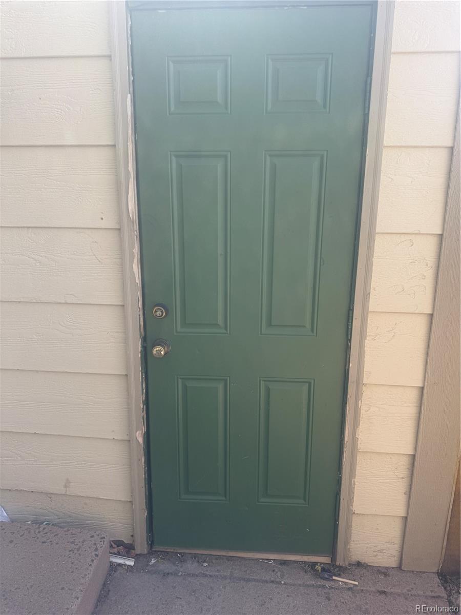 1826 Lanka Ln, Colorado Springs, CO 80915