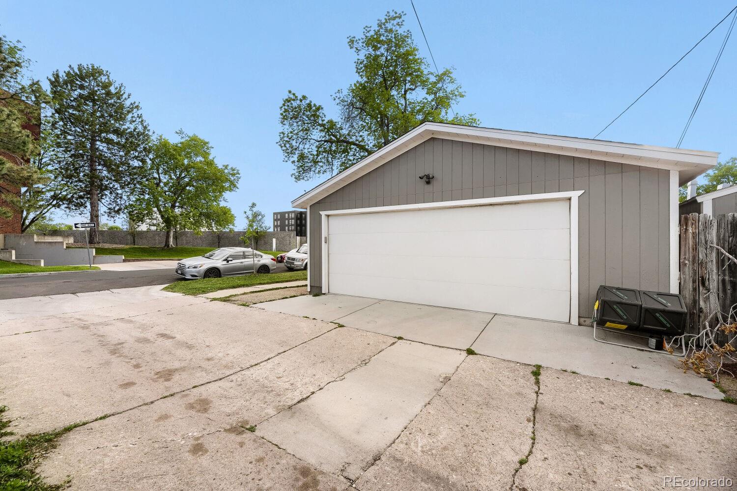 1194 S Washington St, Denver, CO 80210