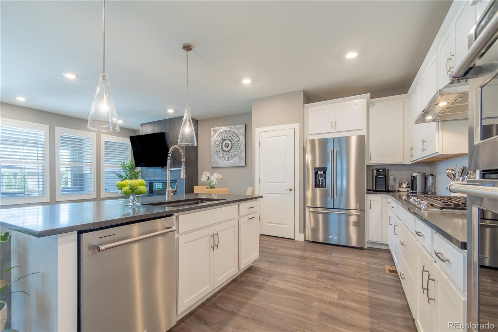 7010 Sagerock Rd, Castle Pines, CO 80108