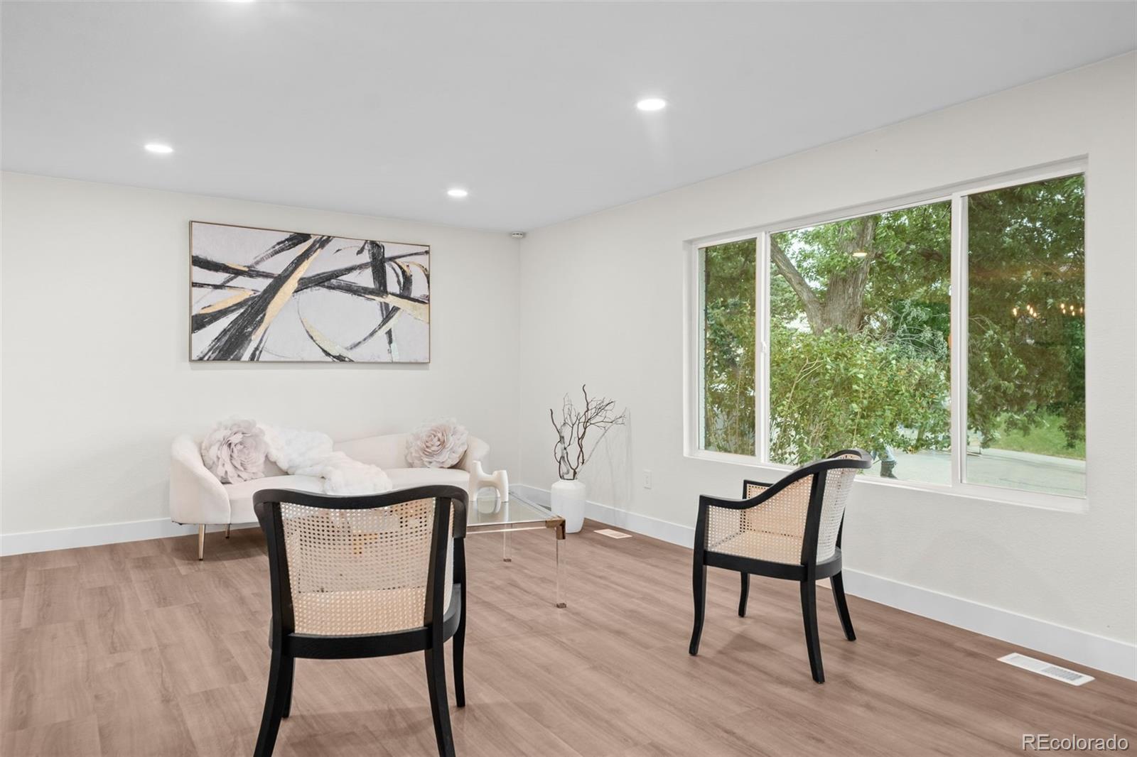 7345 E Hinsdale Pl, Centennial, CO 80112