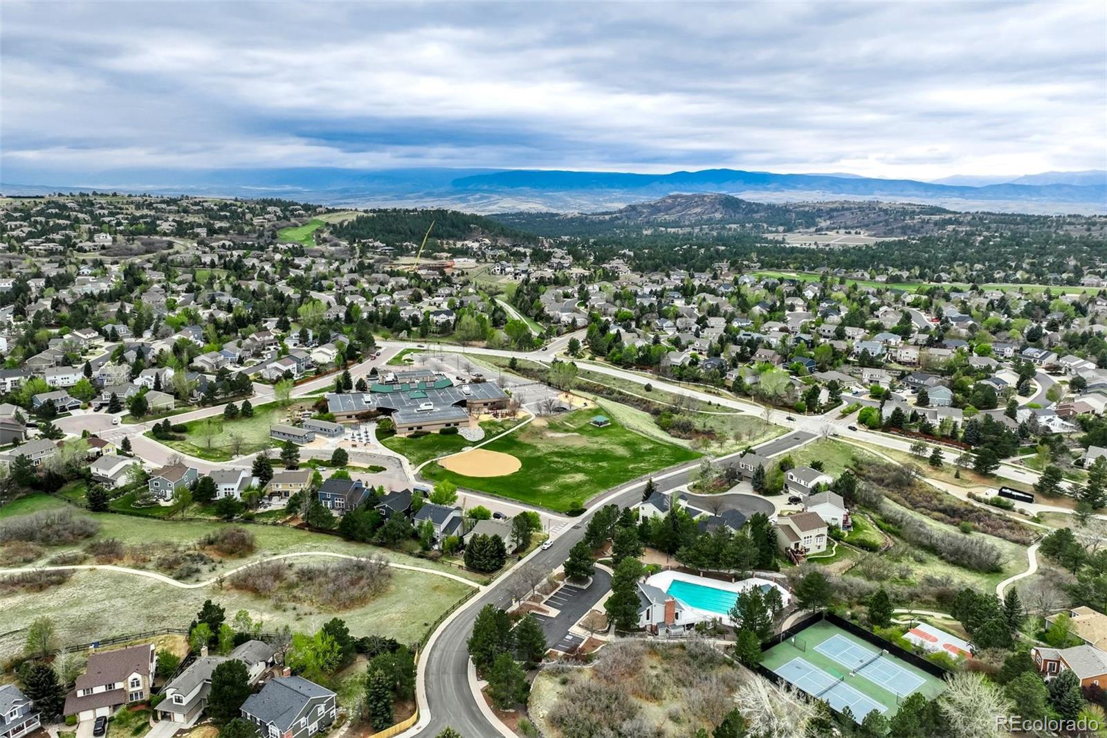 327 Ingleton Ct, Castle Pines, CO 80108
