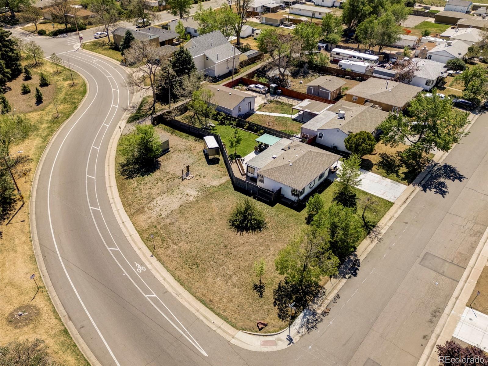 910 S Alcott St, Denver, CO 80219