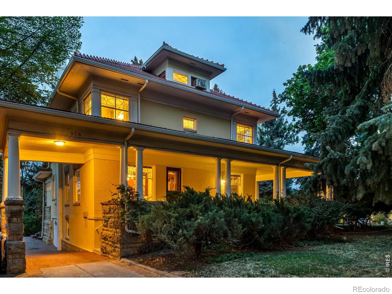 858 3rd Ave, Longmont, CO 80501