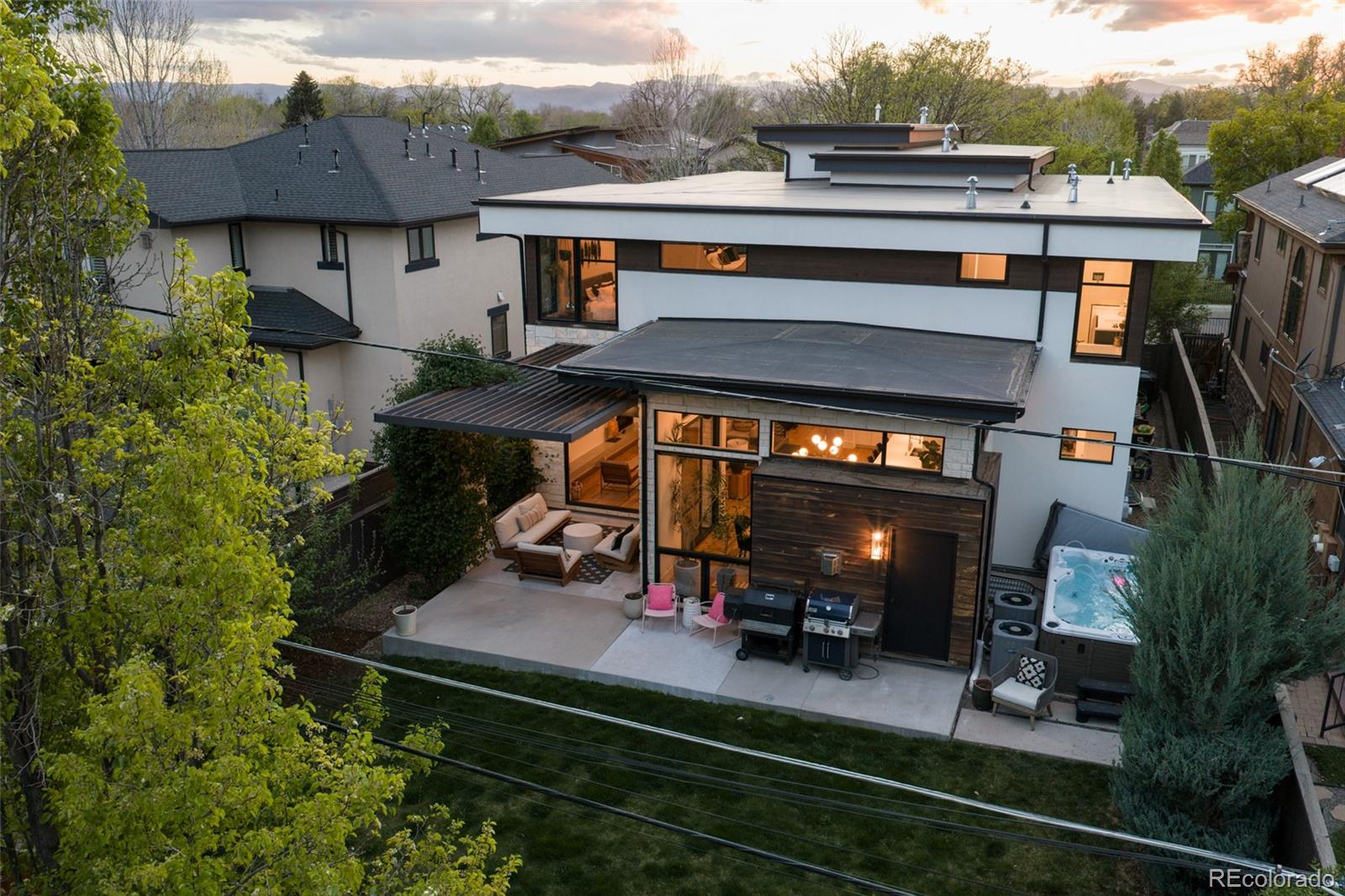 2530 S Monroe St, Denver, CO 80210