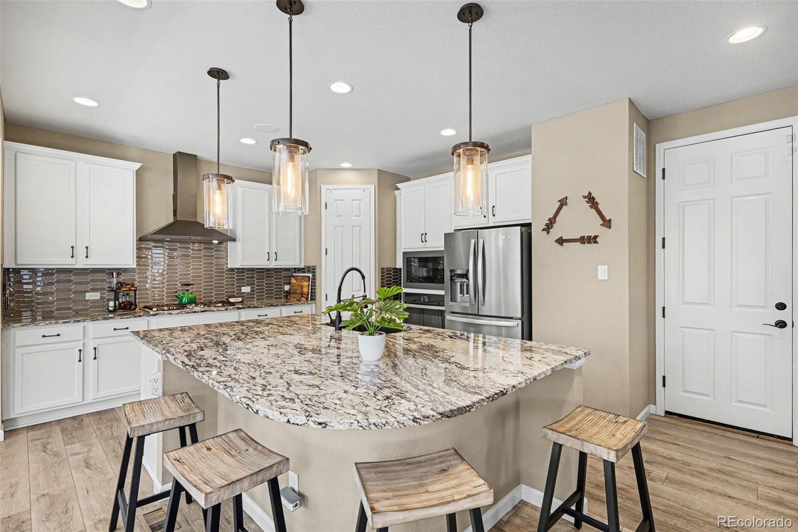 26712 E Hinsdale Pl, Aurora, CO 80016