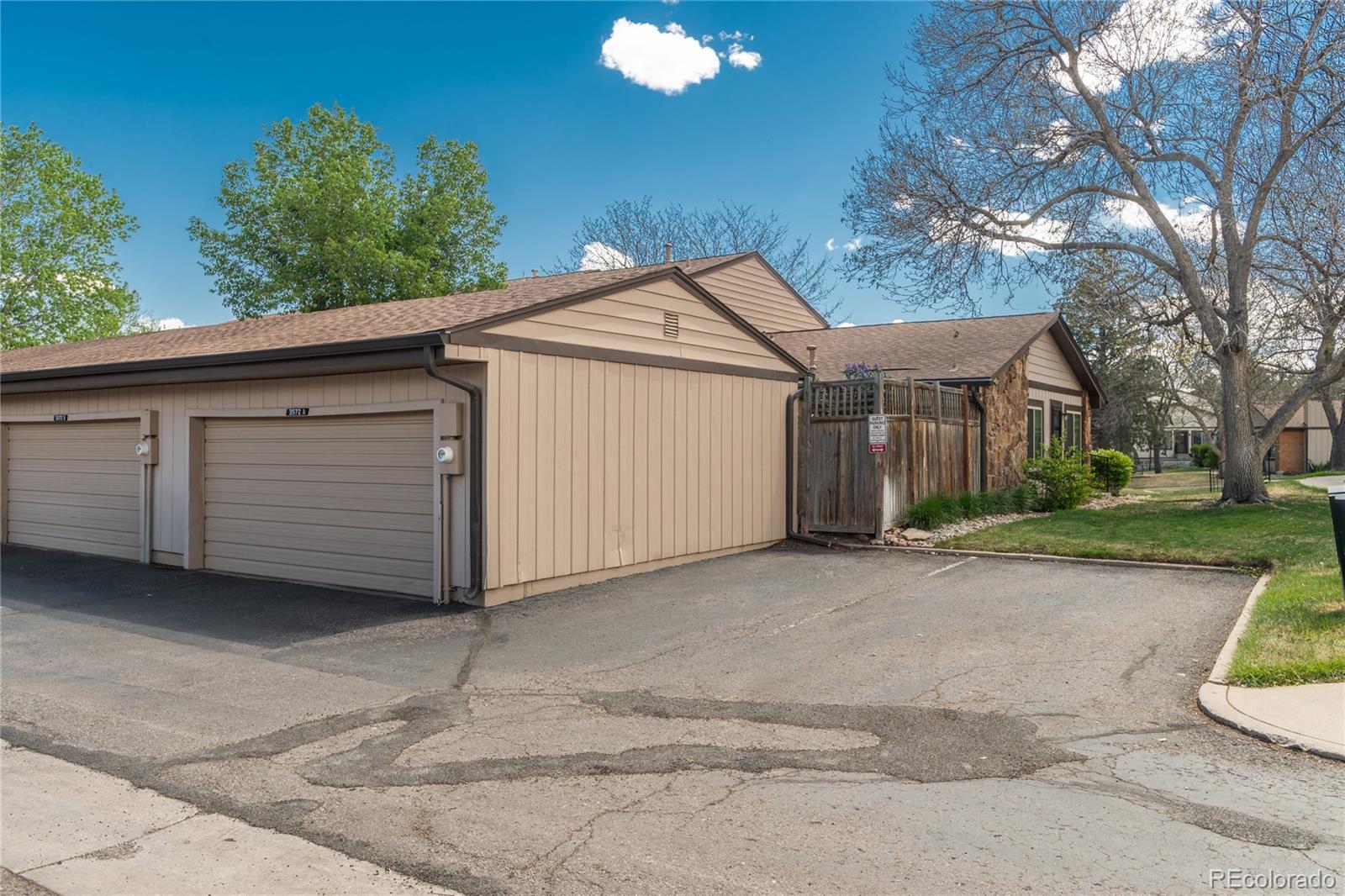 3572 S Kittredge St #A, Aurora, CO 80013