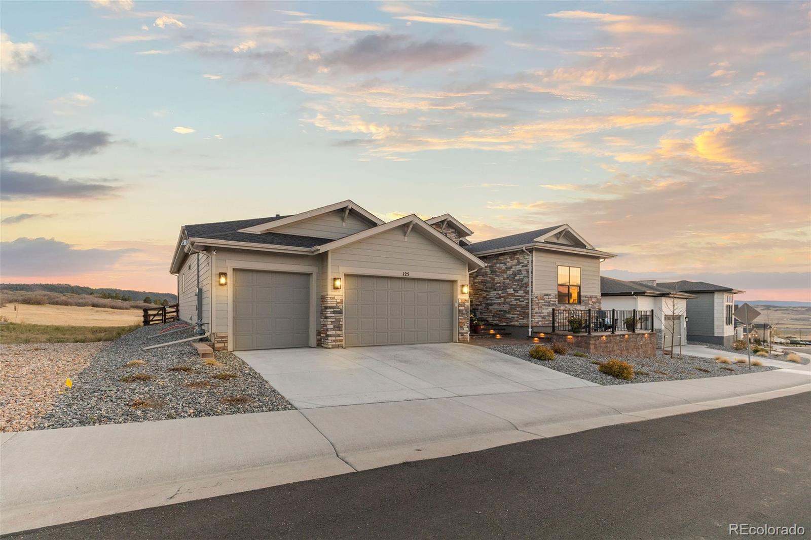 125 Scrubjay Ln, Castle Rock, CO 80104