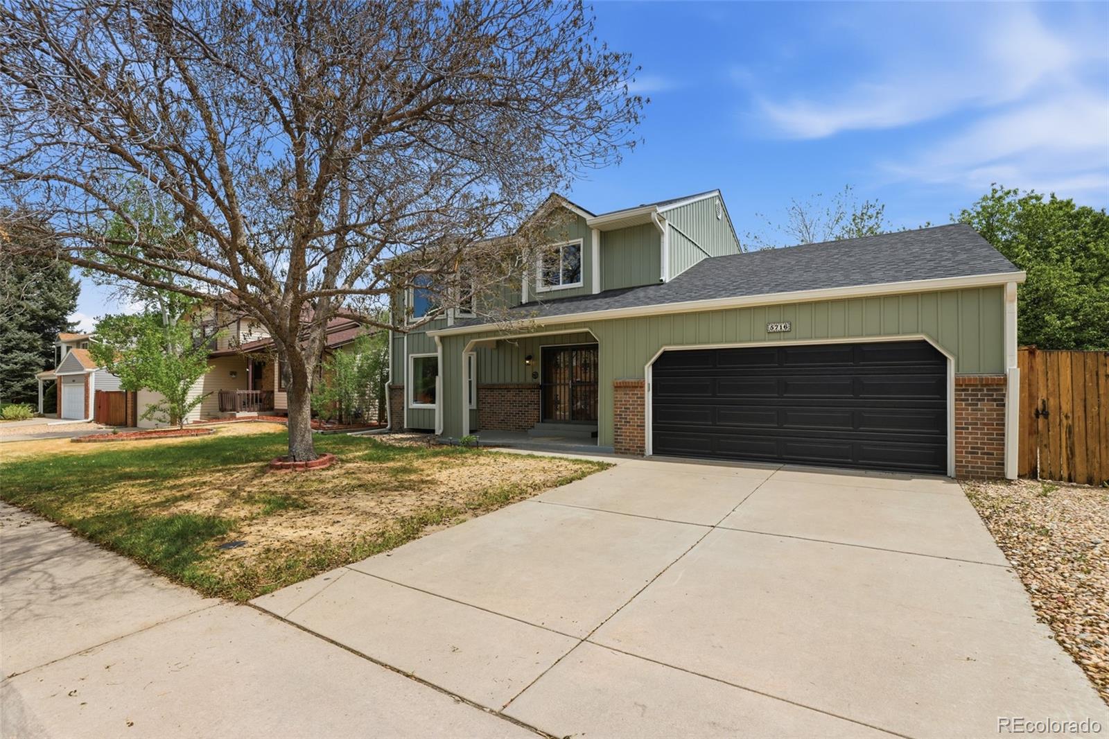 5716 S Lisbon Way, Centennial, CO 80015