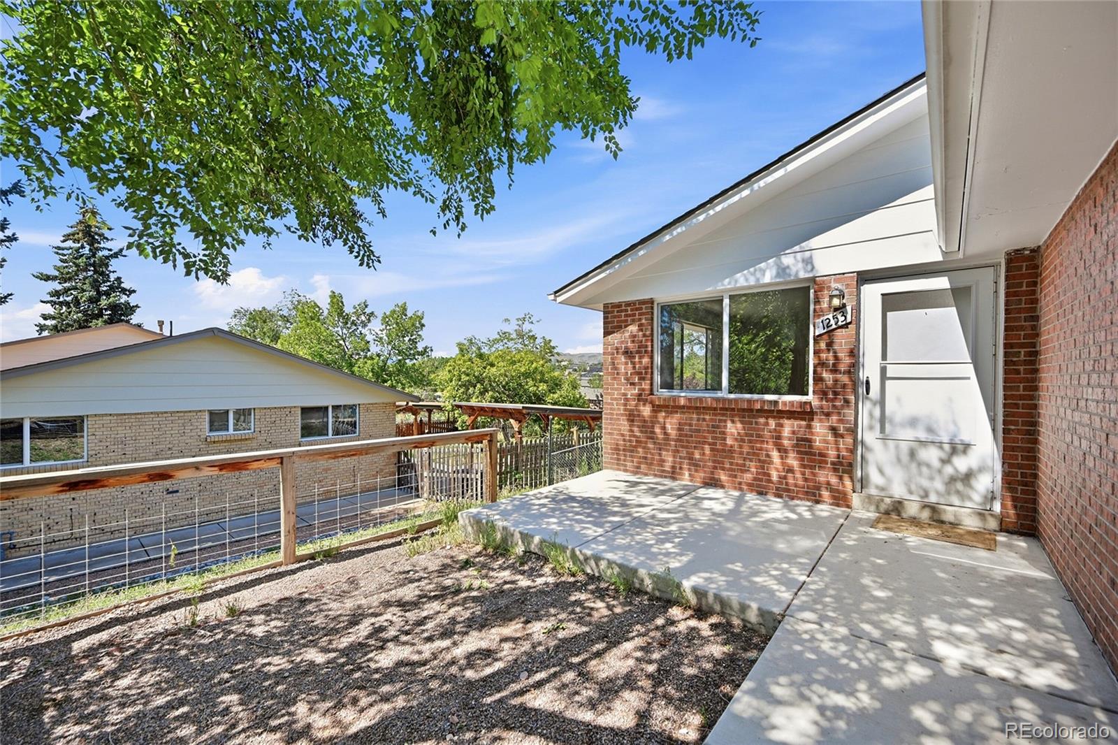 1253 Miller St, Lakewood, CO 80215