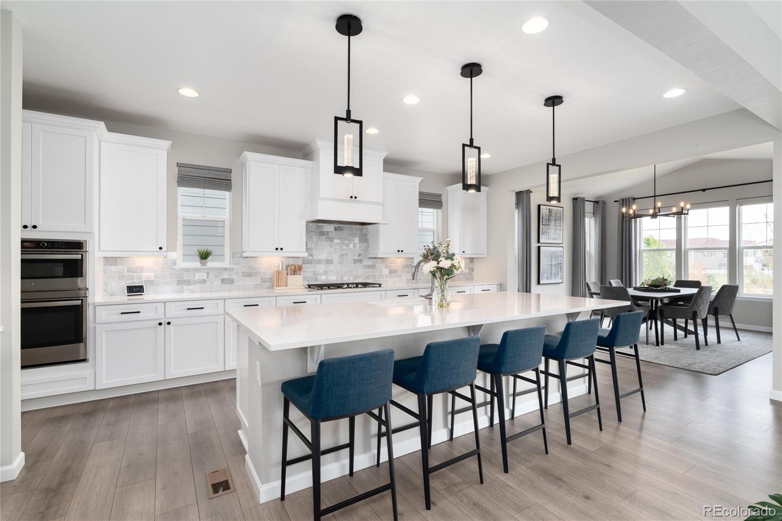 27794 E Davies Dr, Aurora, CO 80016