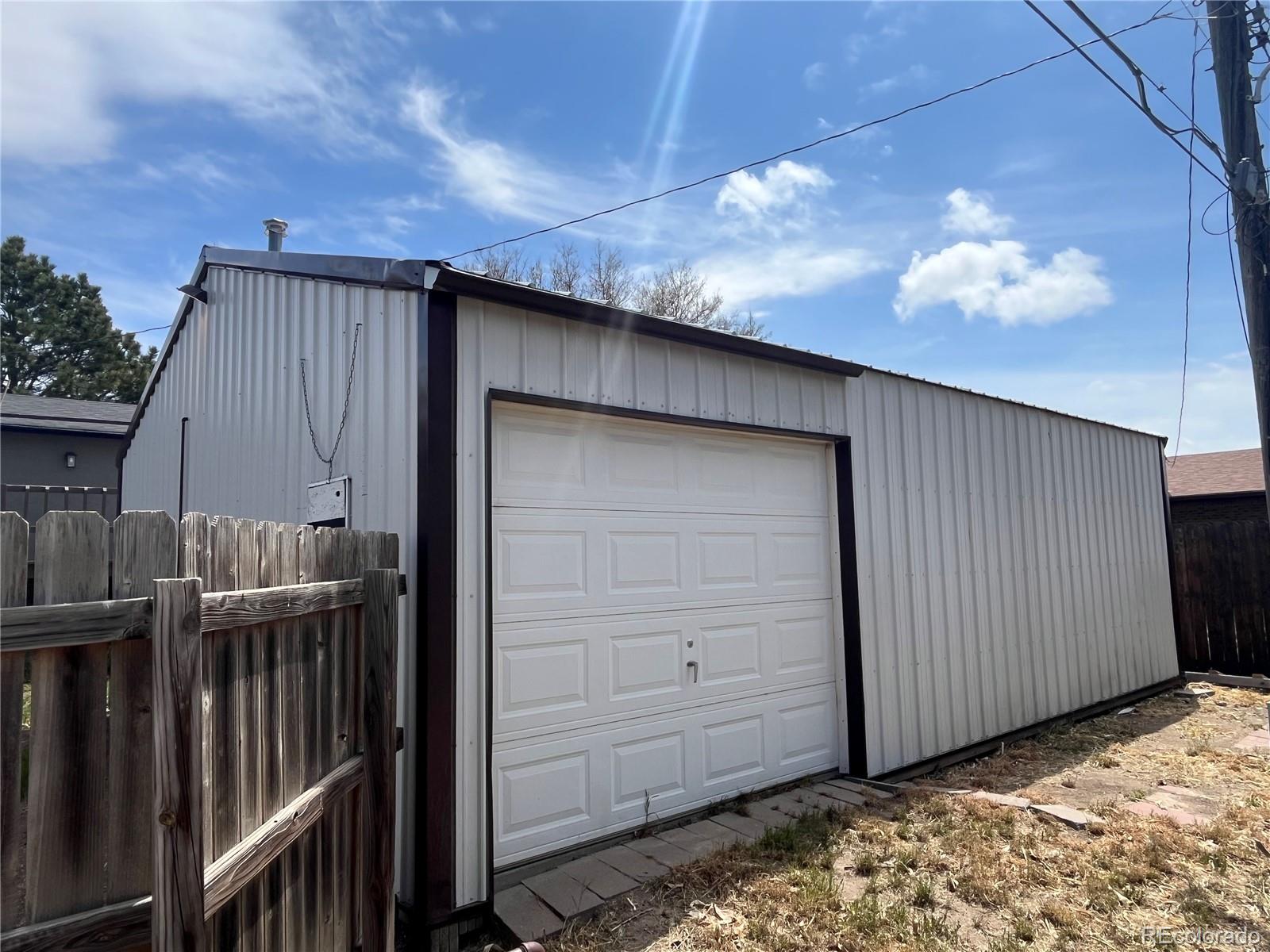 205 Eldridge St, Burlington, CO 80807