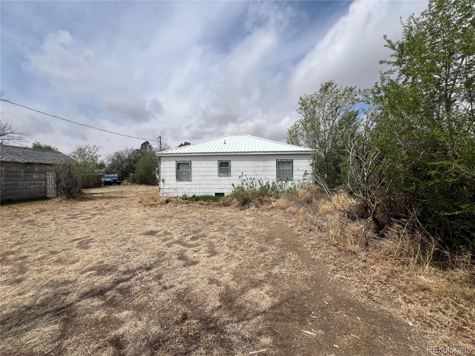 324 Elm St, Arriba, CO 80804