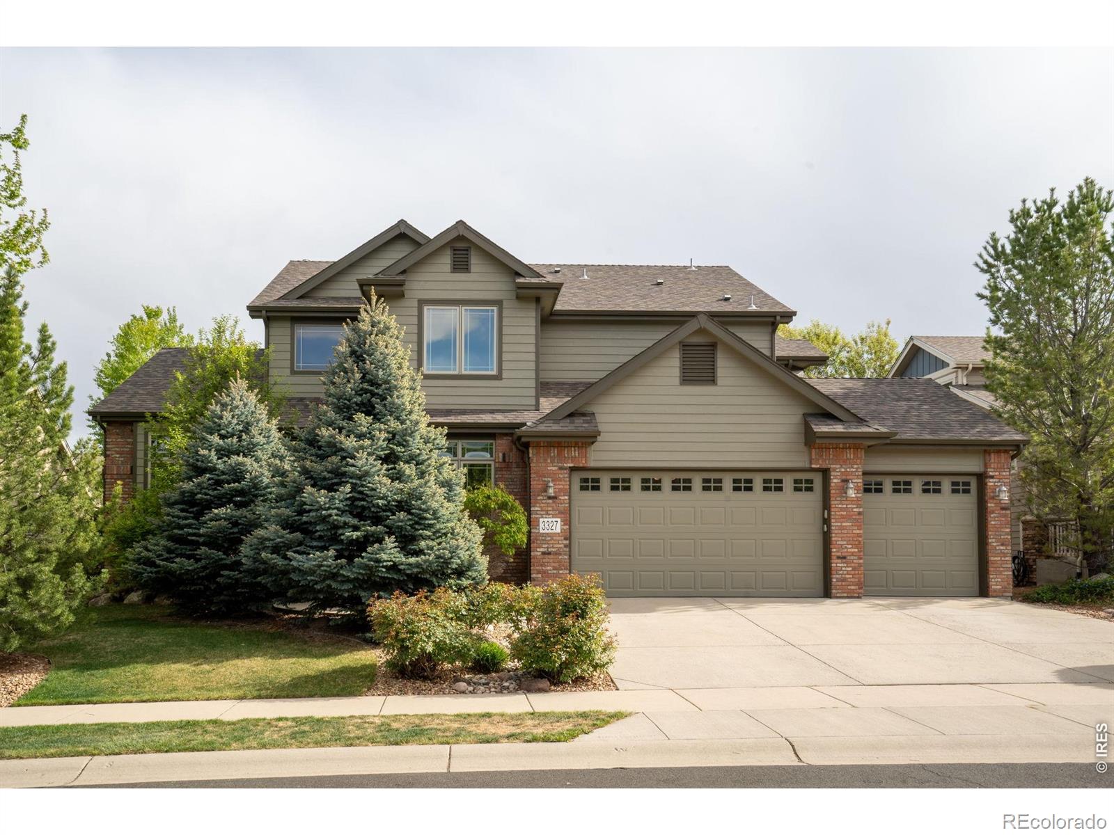 3327 Long Creek Dr, Fort Collins, CO 80528