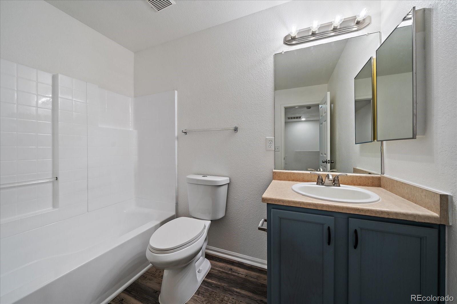 7921 S Kalispell Way, Englewood, CO 80112