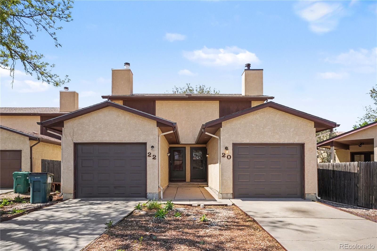 20 Pineridge Ct, Pueblo, CO 81001