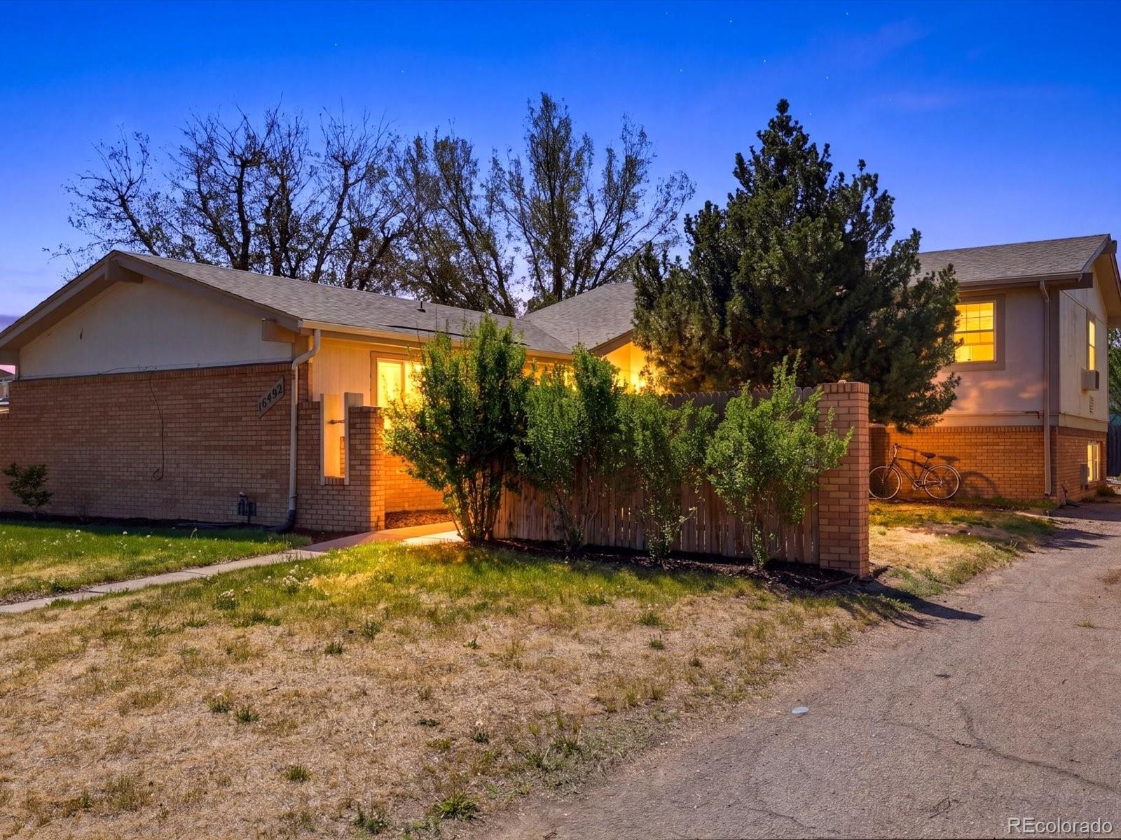 16492 E 13th Pl, Aurora, CO 80011