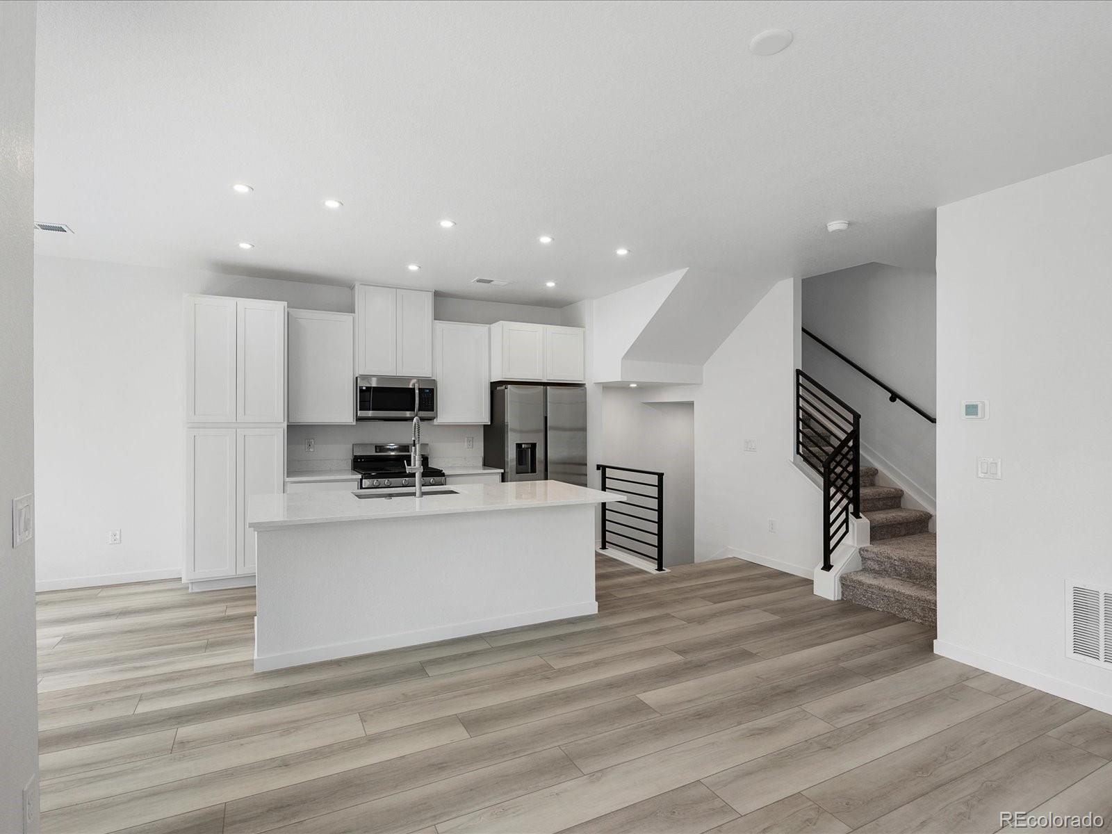 2020 S Holly St #2, Denver, CO 80222