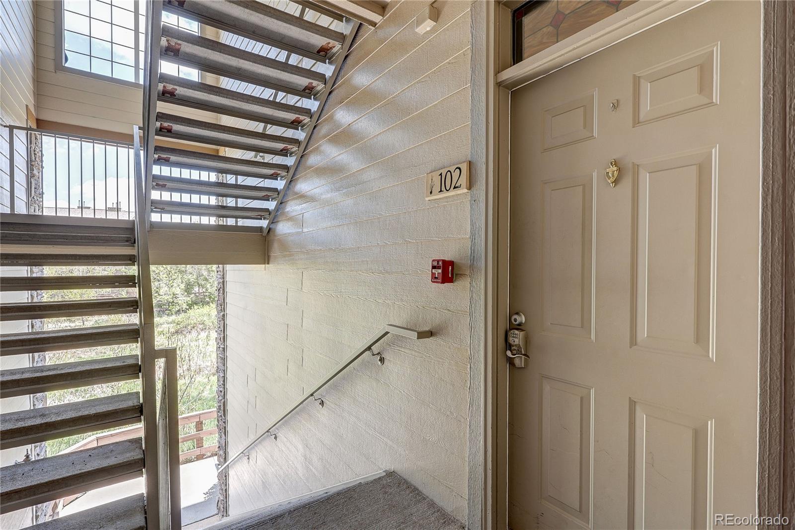 10437 W Hampden Ave #102, Lakewood, CO 80227