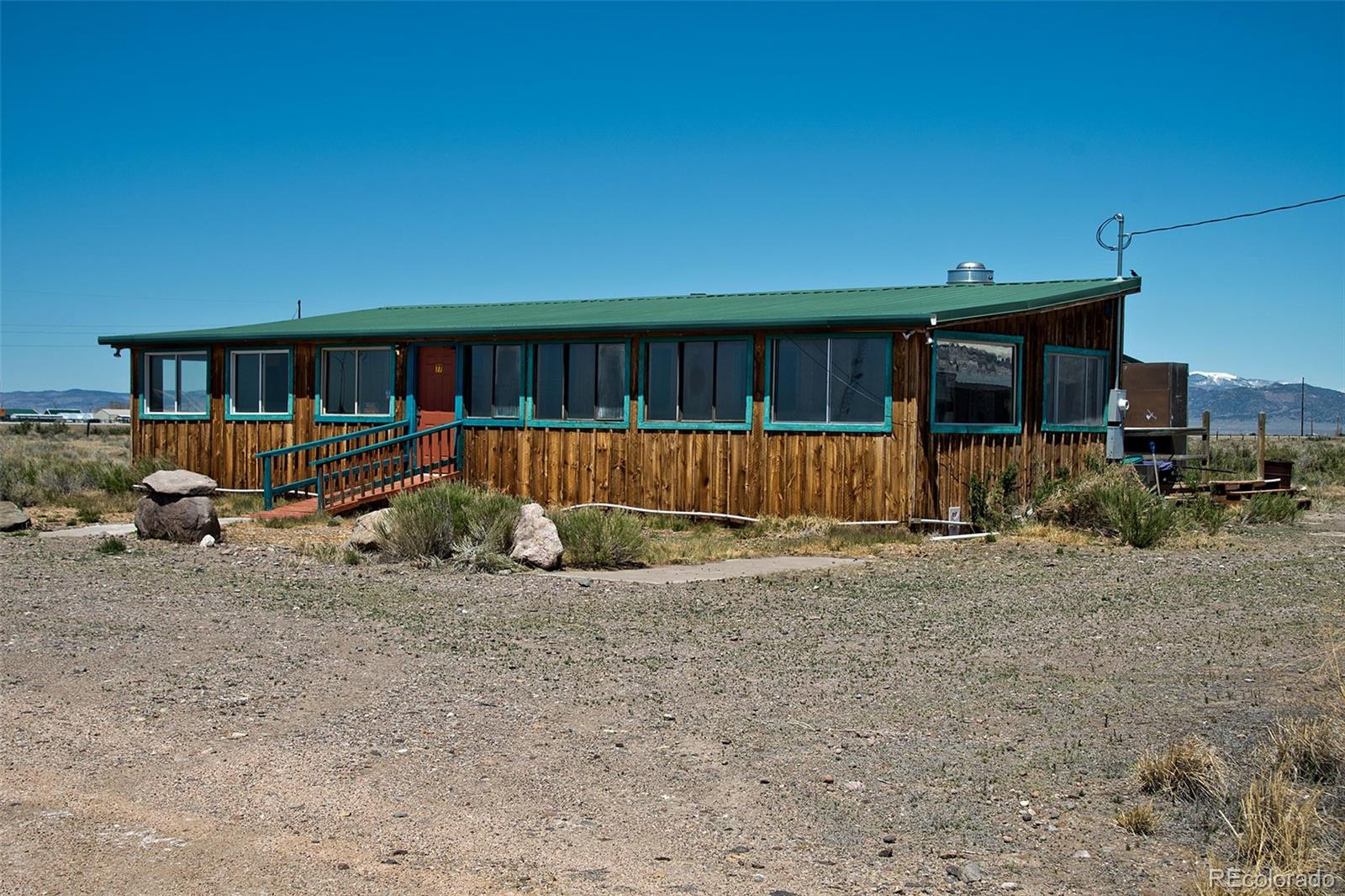 77 E 10th St, Moffat, CO 81143