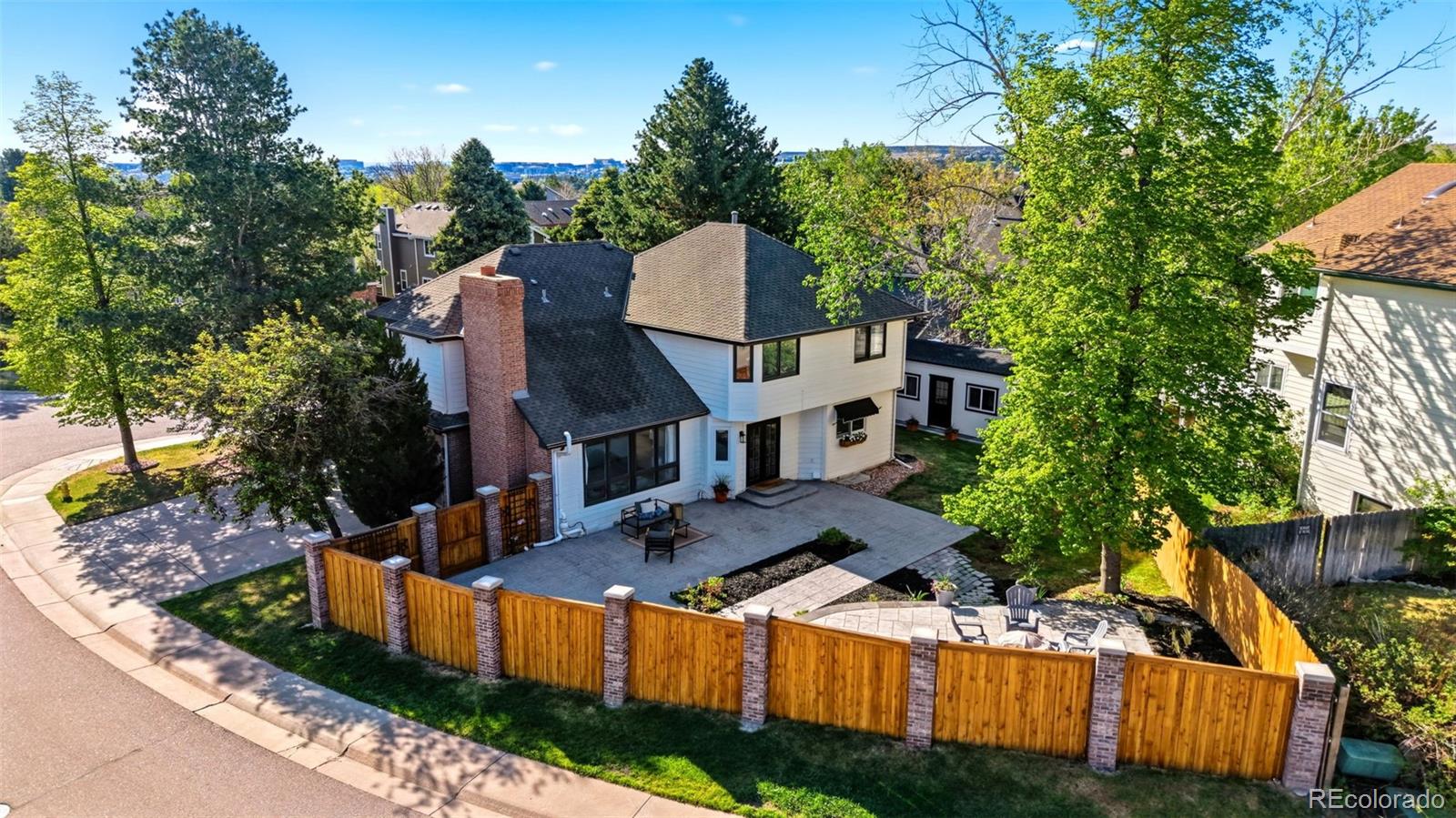 9223 Wolfdale Dr, Lone Tree, CO 80124