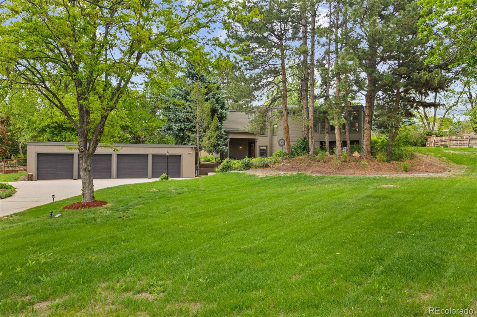 9855 E Dorado Ave, Greenwood Village, CO 80111